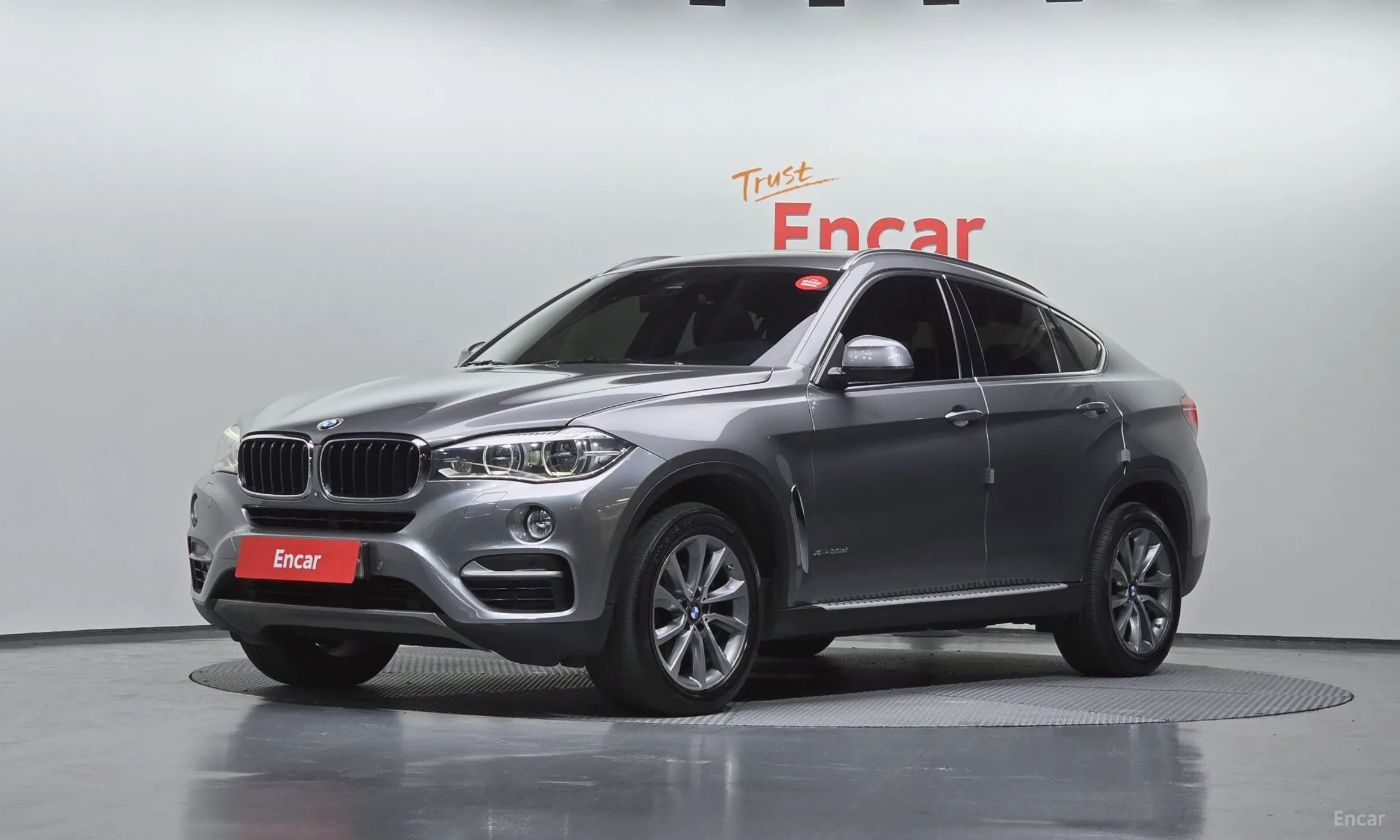 X6 (F16)
