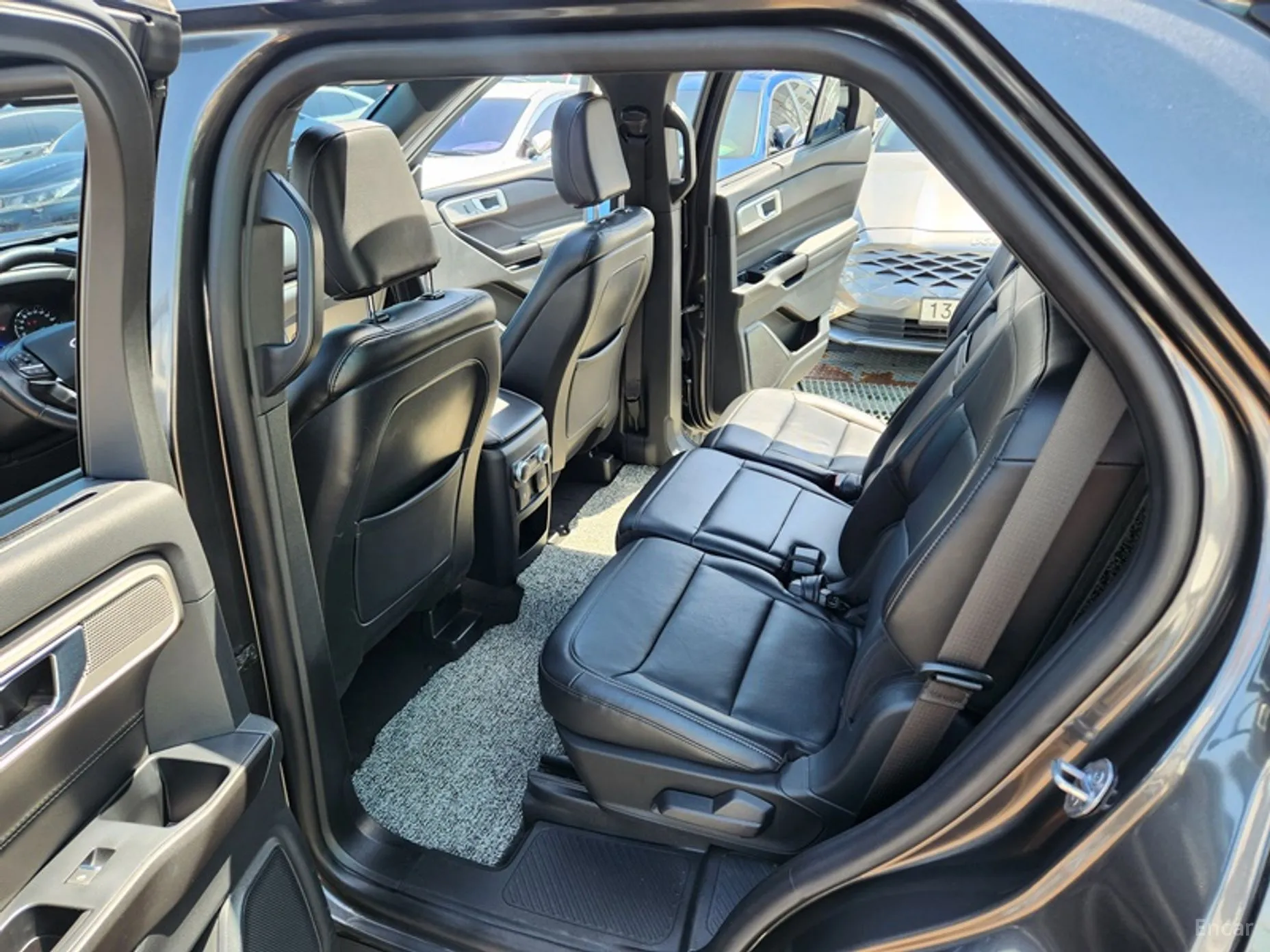 Ford Explorer 6th Generation превью 14