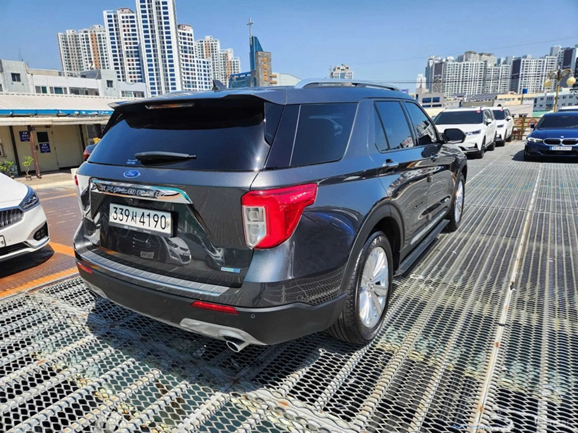 Ford Explorer 6th Generation превью 6