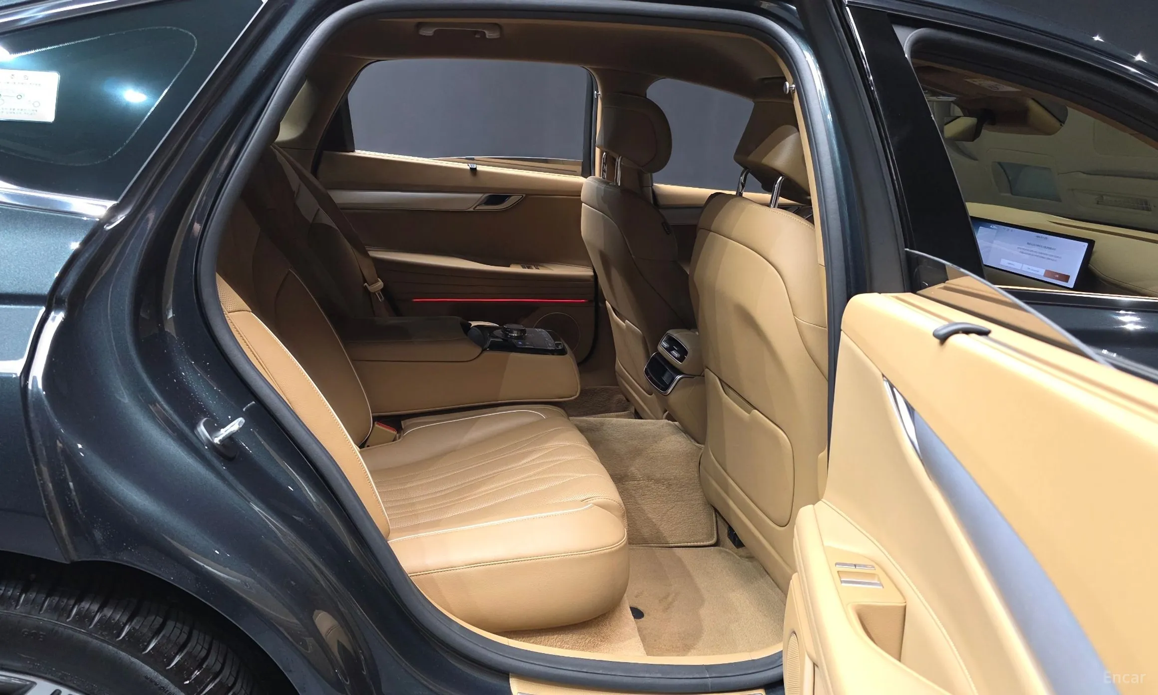 Genesis G80 (RG3) превью 12