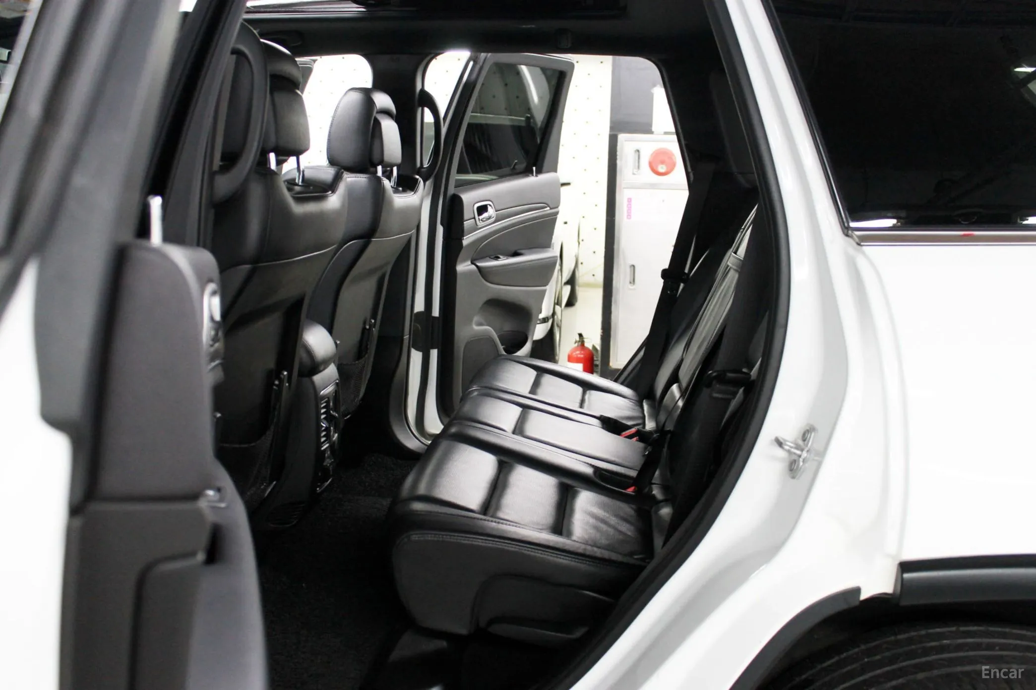 Jeep Grand Cherokee превью 14