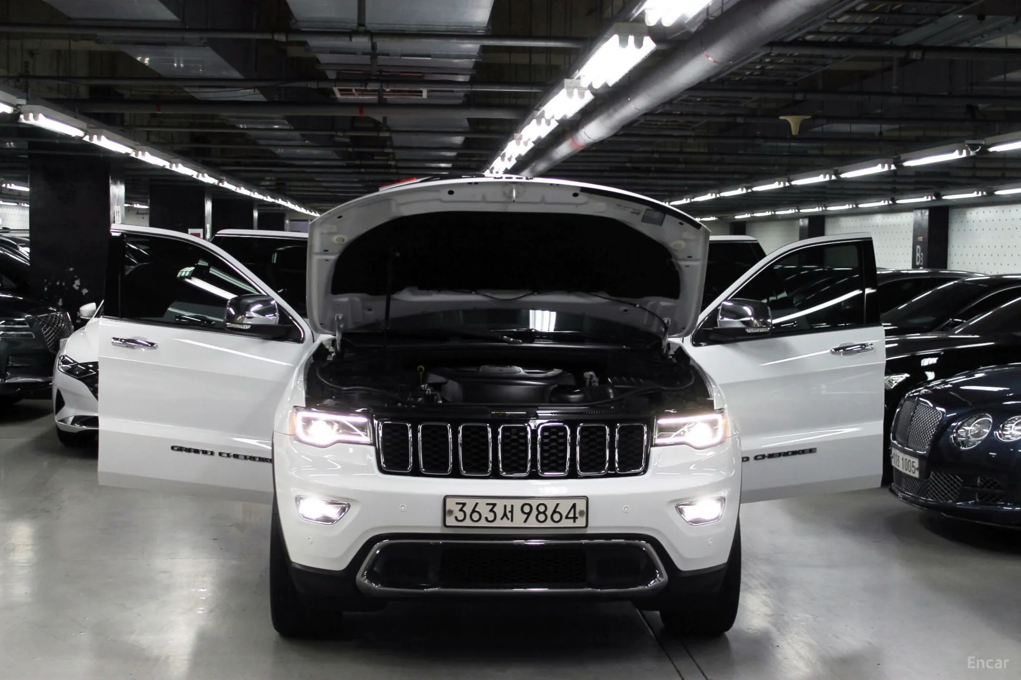 Jeep Grand Cherokee превью 19