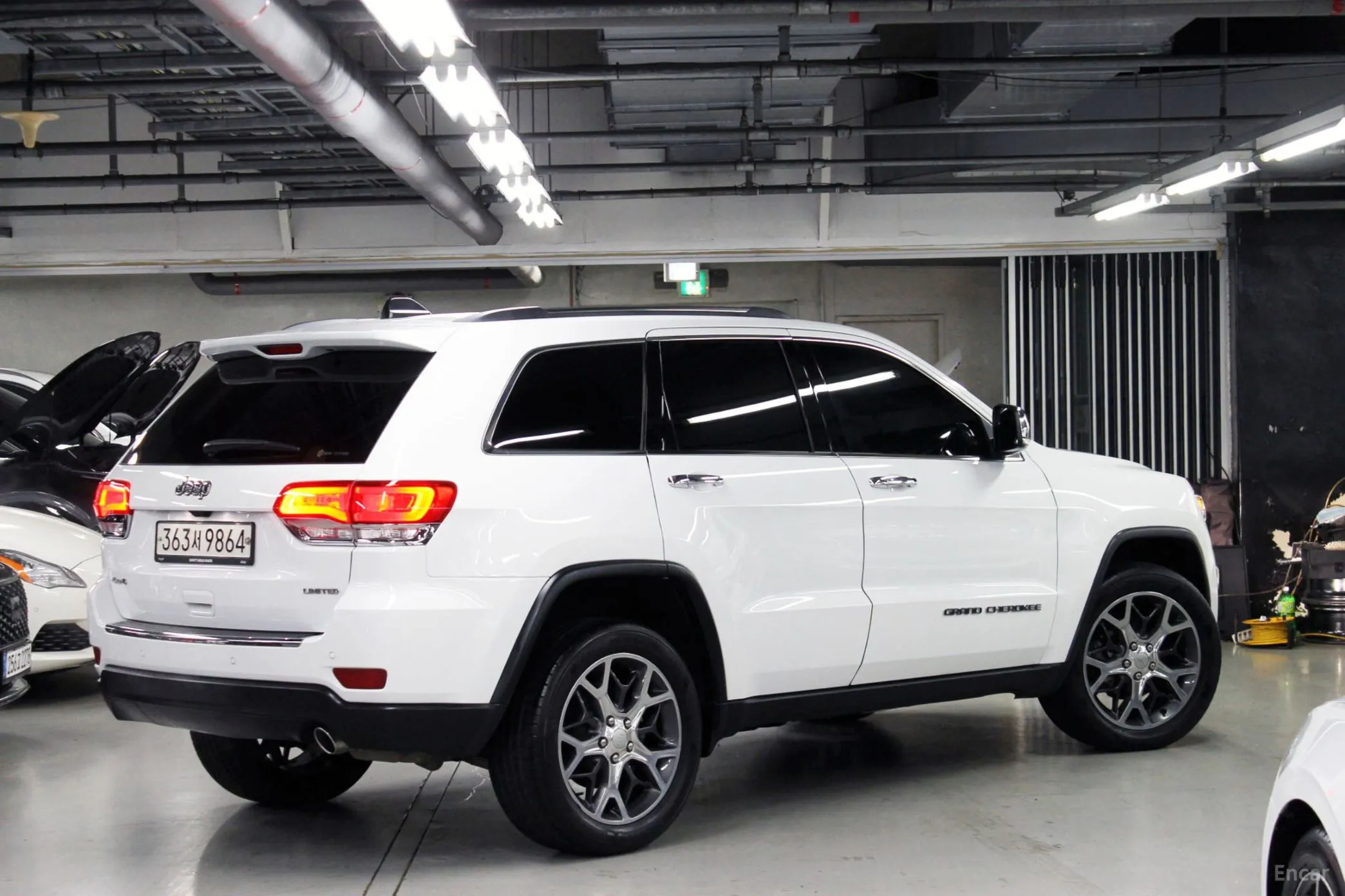 Jeep Grand Cherokee превью 6