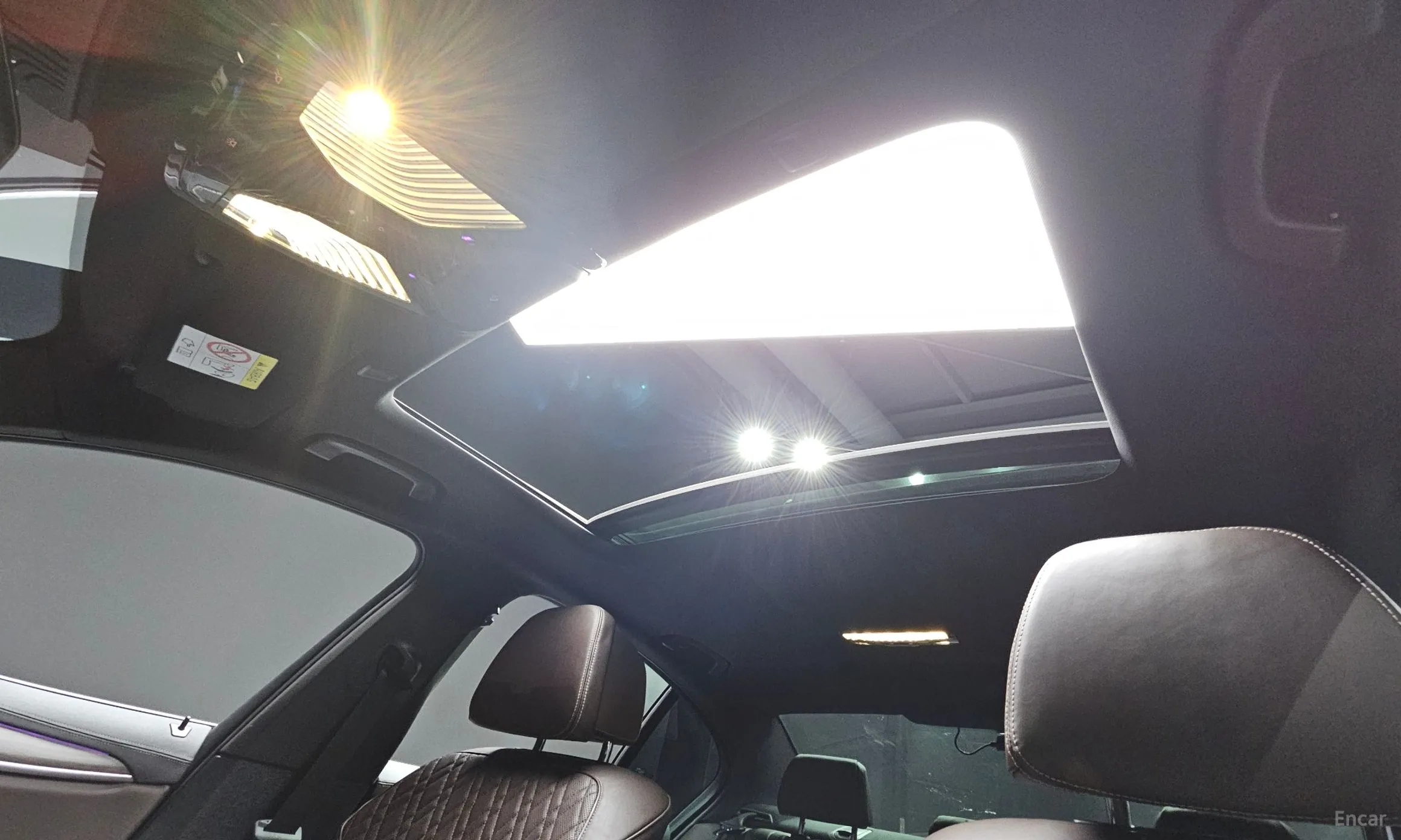 BMW 5 Series (G30) превью 12