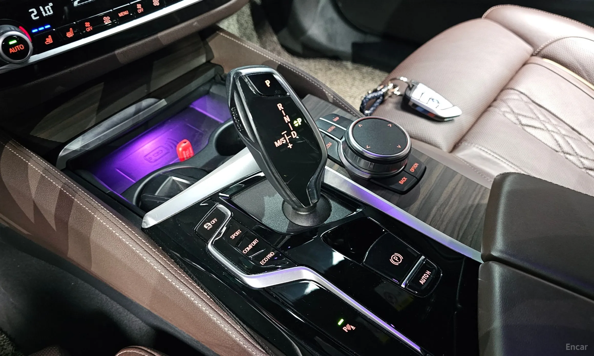 BMW 5 Series (G30) превью 9
