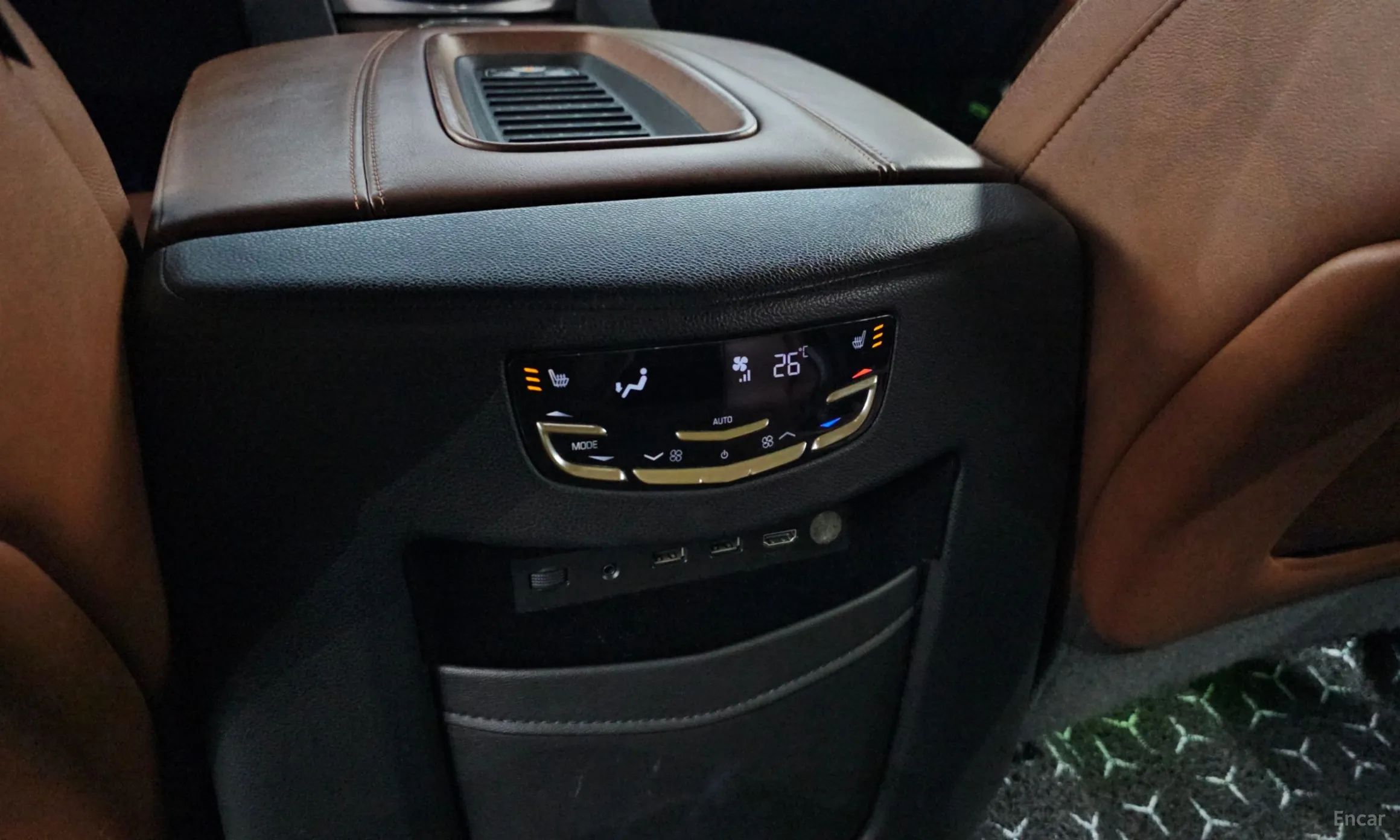 Cadillac Escalade превью 19