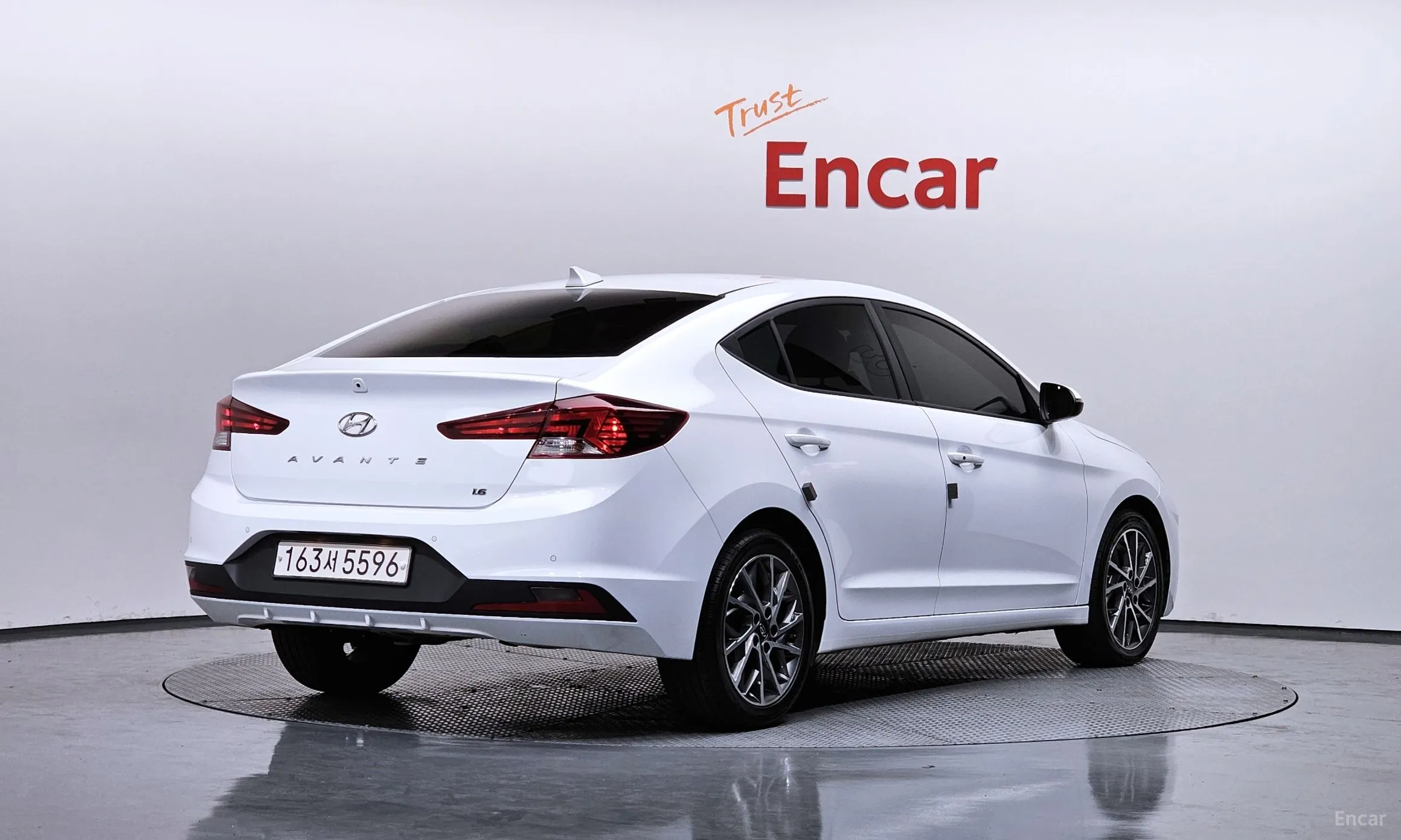 Hyundai Avante AD