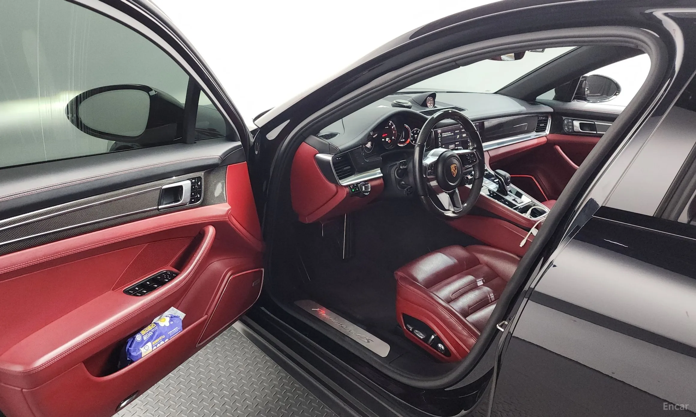 Porsche Panamera (971) превью 10