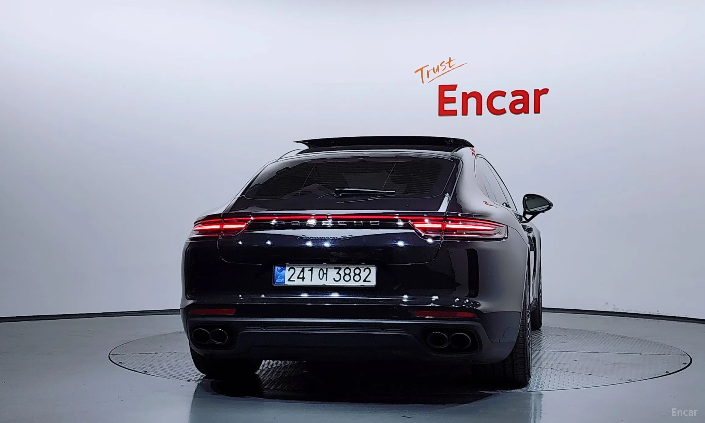 Porsche Panamera (971) превью 4