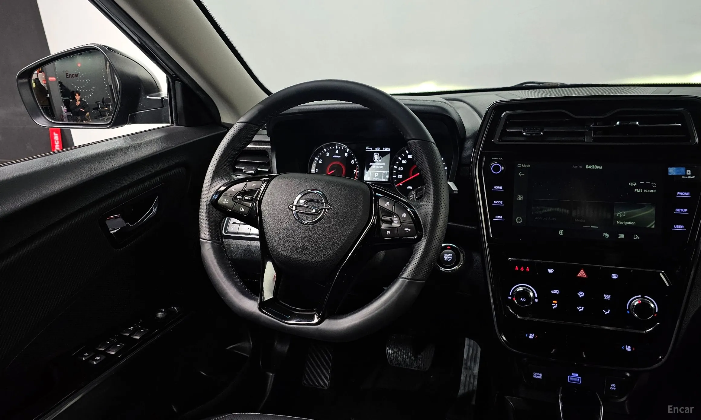 KG Mobility (SsangYong) Berry New Tivoli превью 12