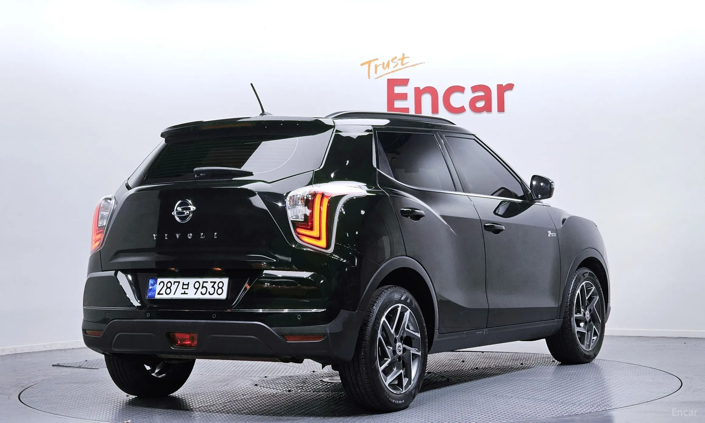 KG Mobility (SsangYong) Berry New Tivoli превью 2