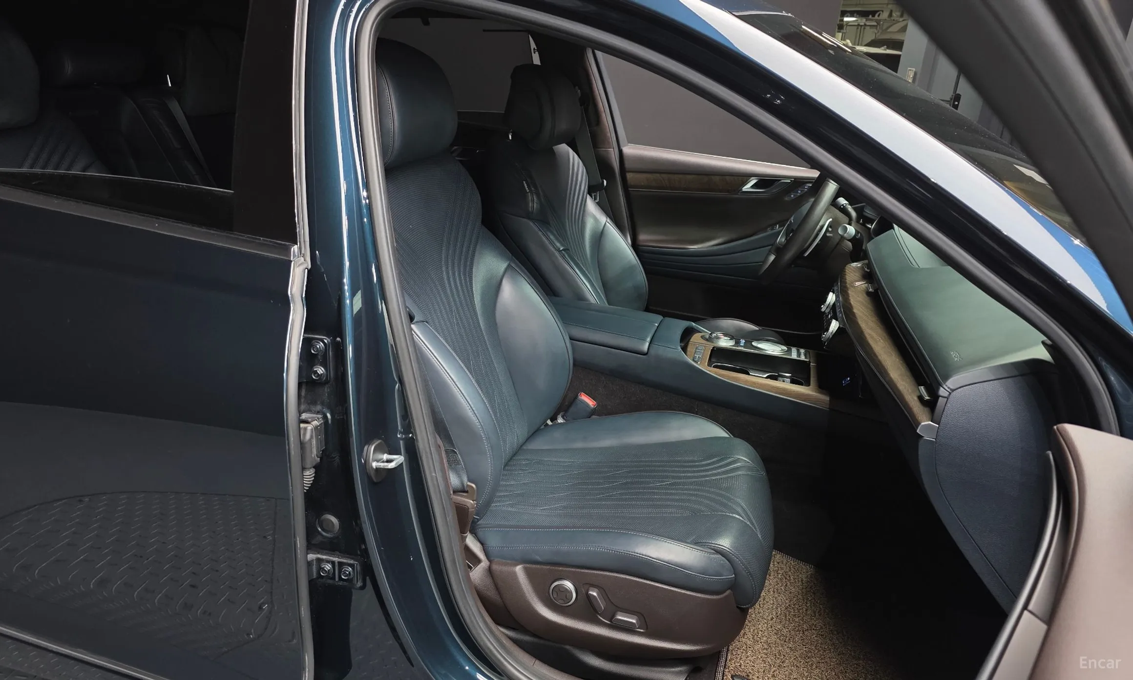 Genesis G80 (RG3) превью 12
