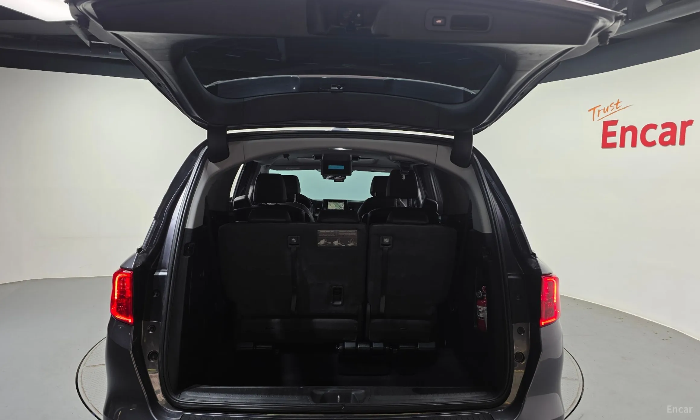 Honda Odyssey превью 20