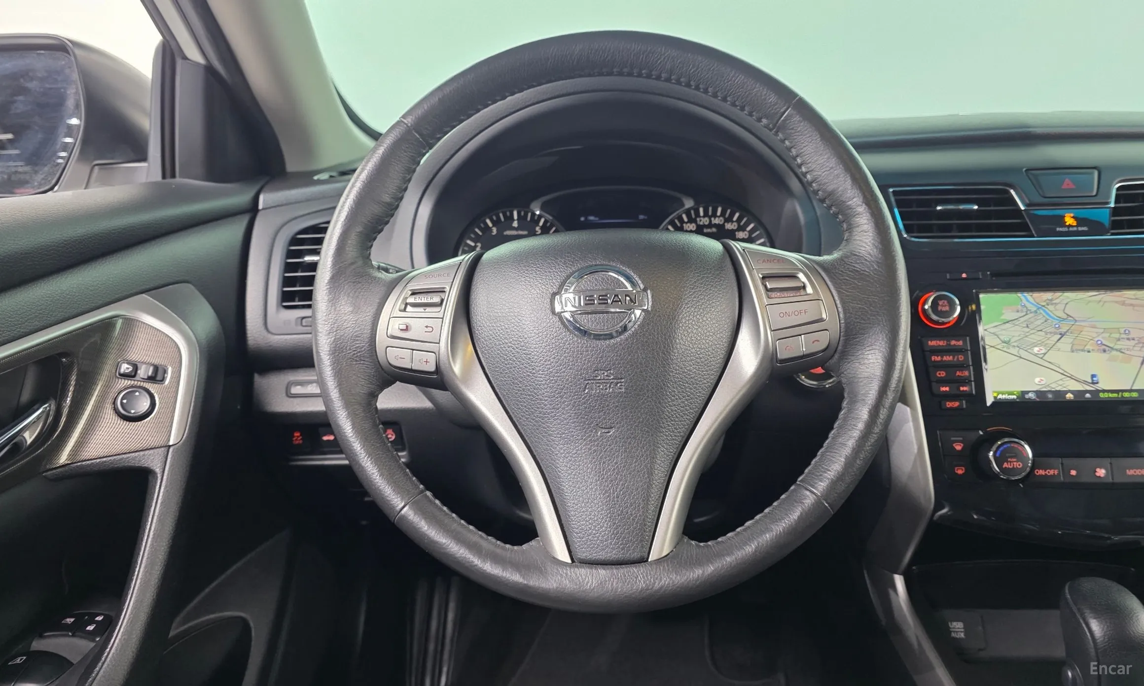 Nissan Altima превью 14