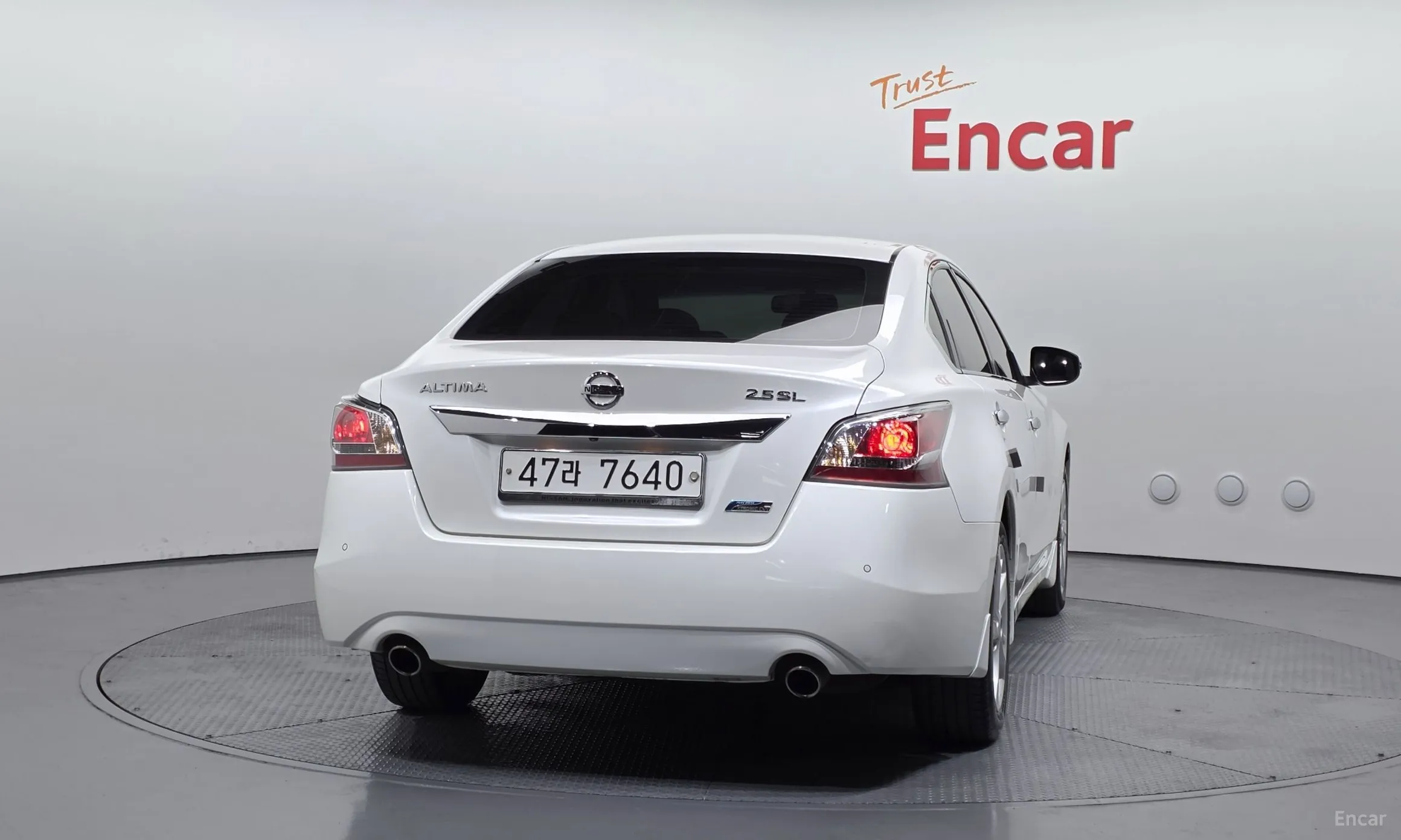Nissan Altima превью 4