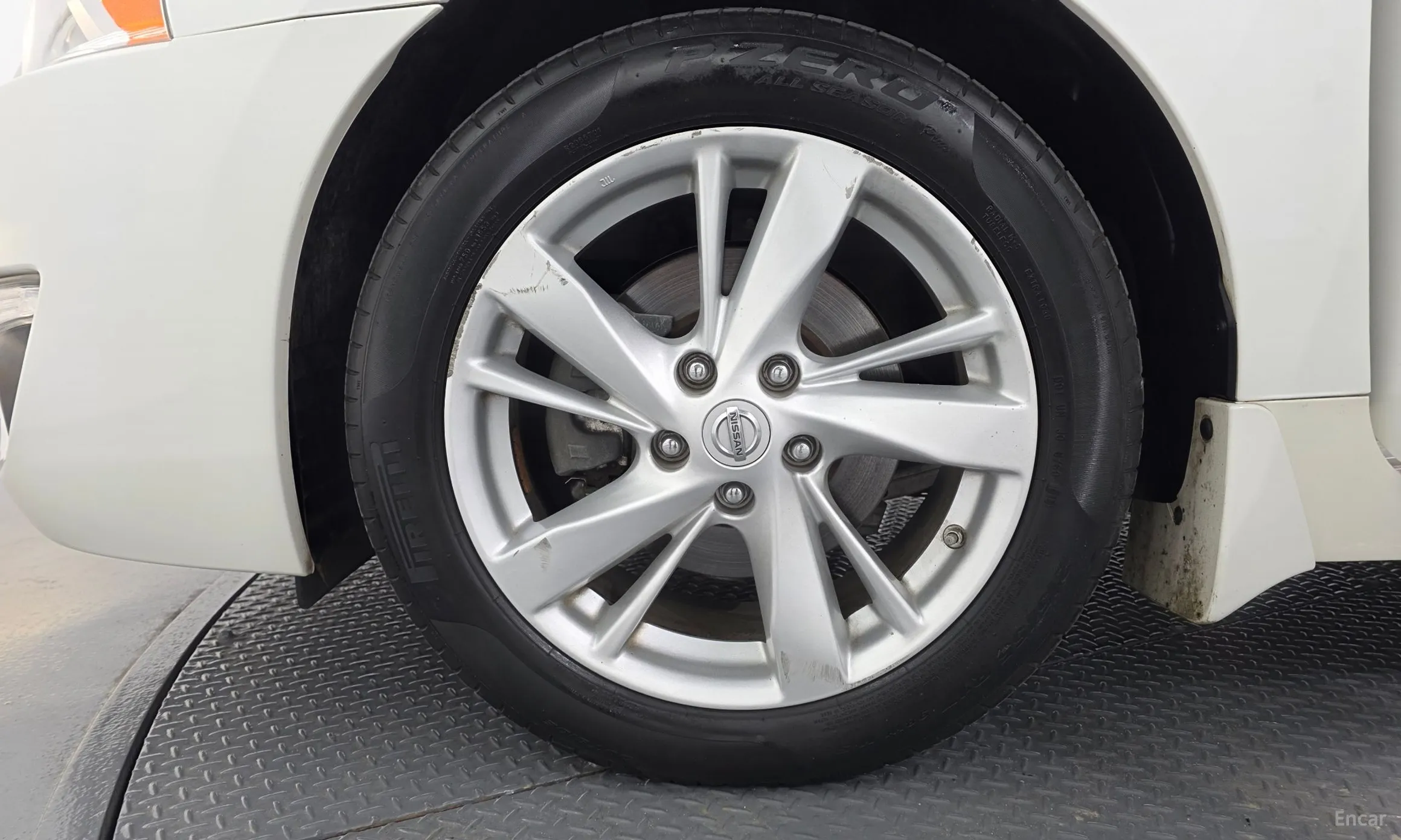 Nissan Altima превью 5