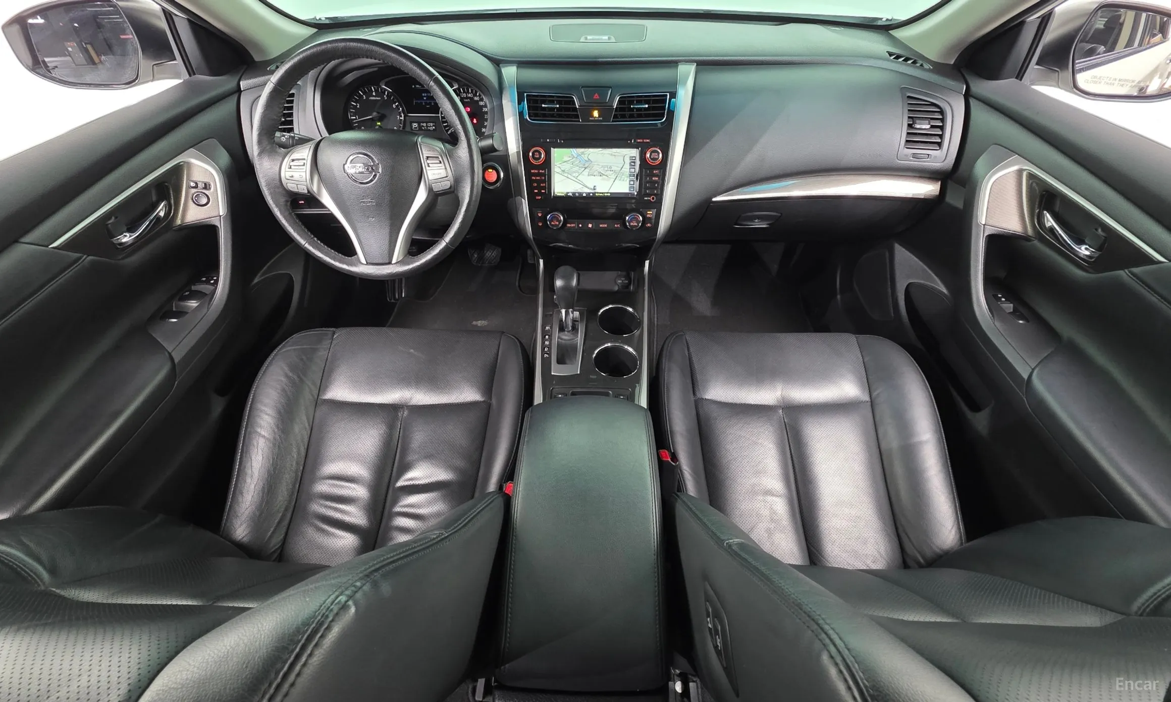 Nissan Altima превью 7