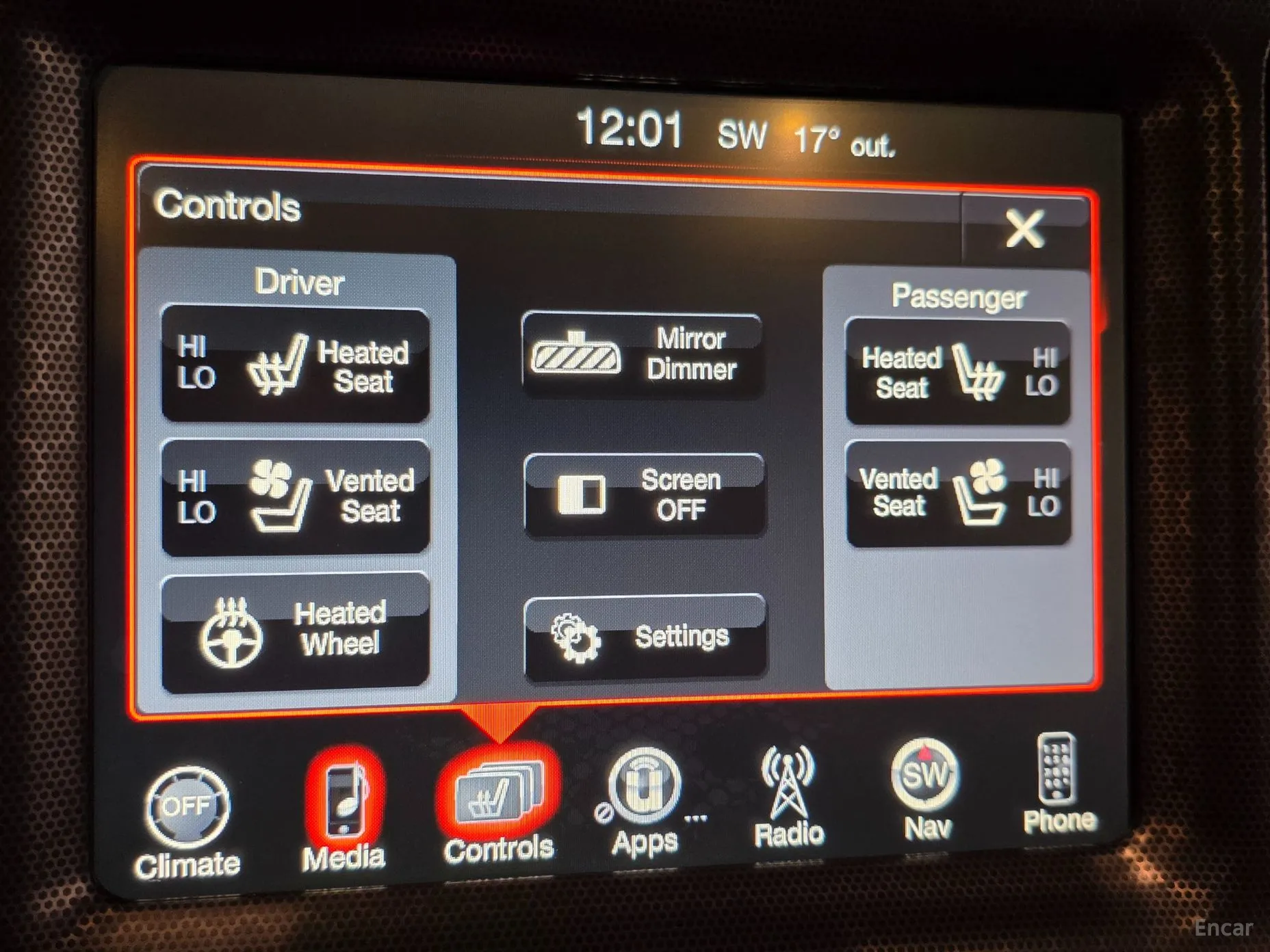 Dodge Challenger превью 15