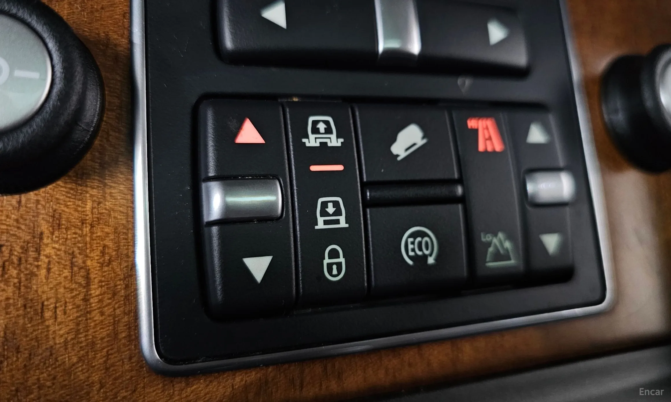 Land Rover Discovery 4 превью 17