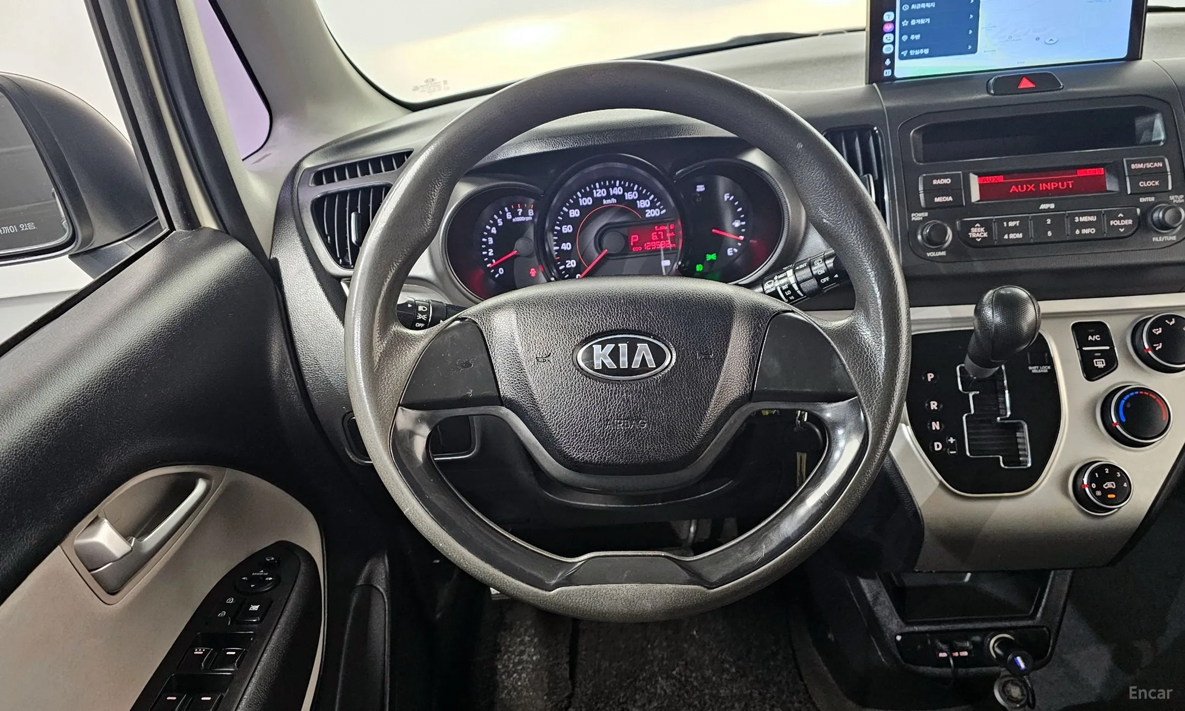 Kia Ray превью 12