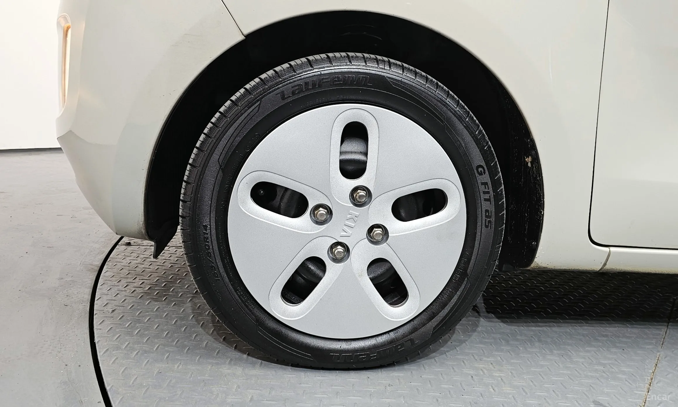 Kia Ray превью 5