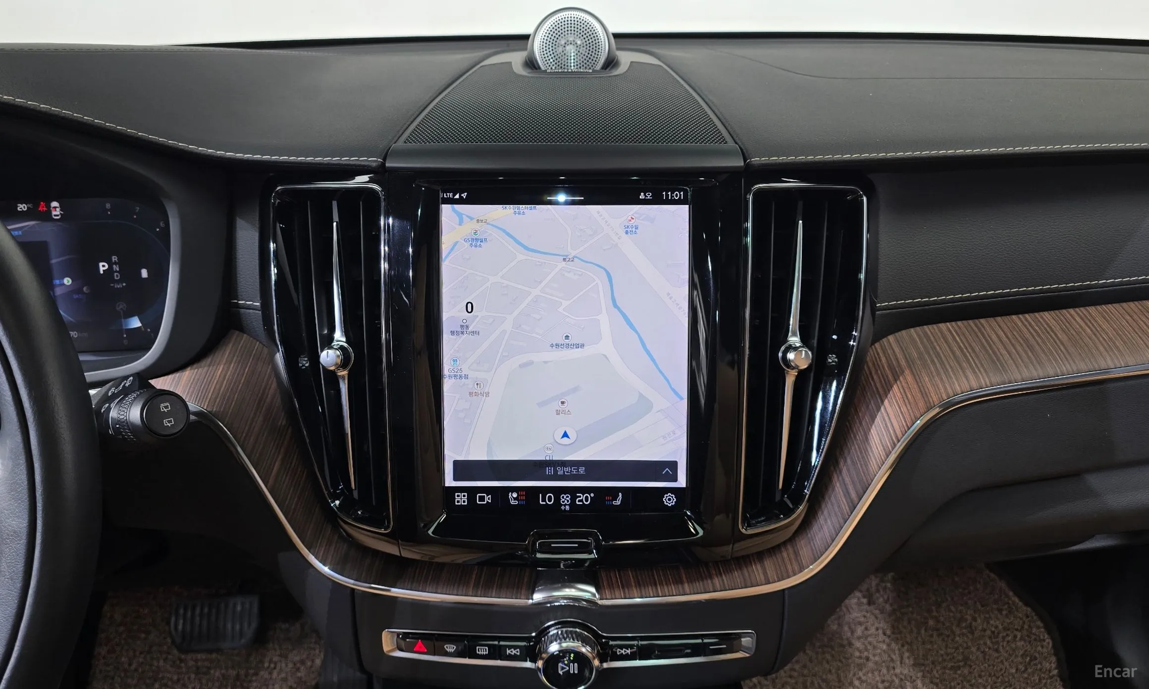 Volvo XC60 Gen 2 превью 13