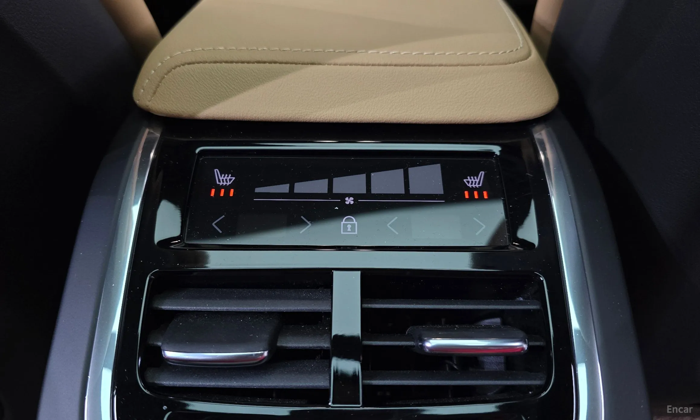 Volvo XC60 Gen 2 превью 18