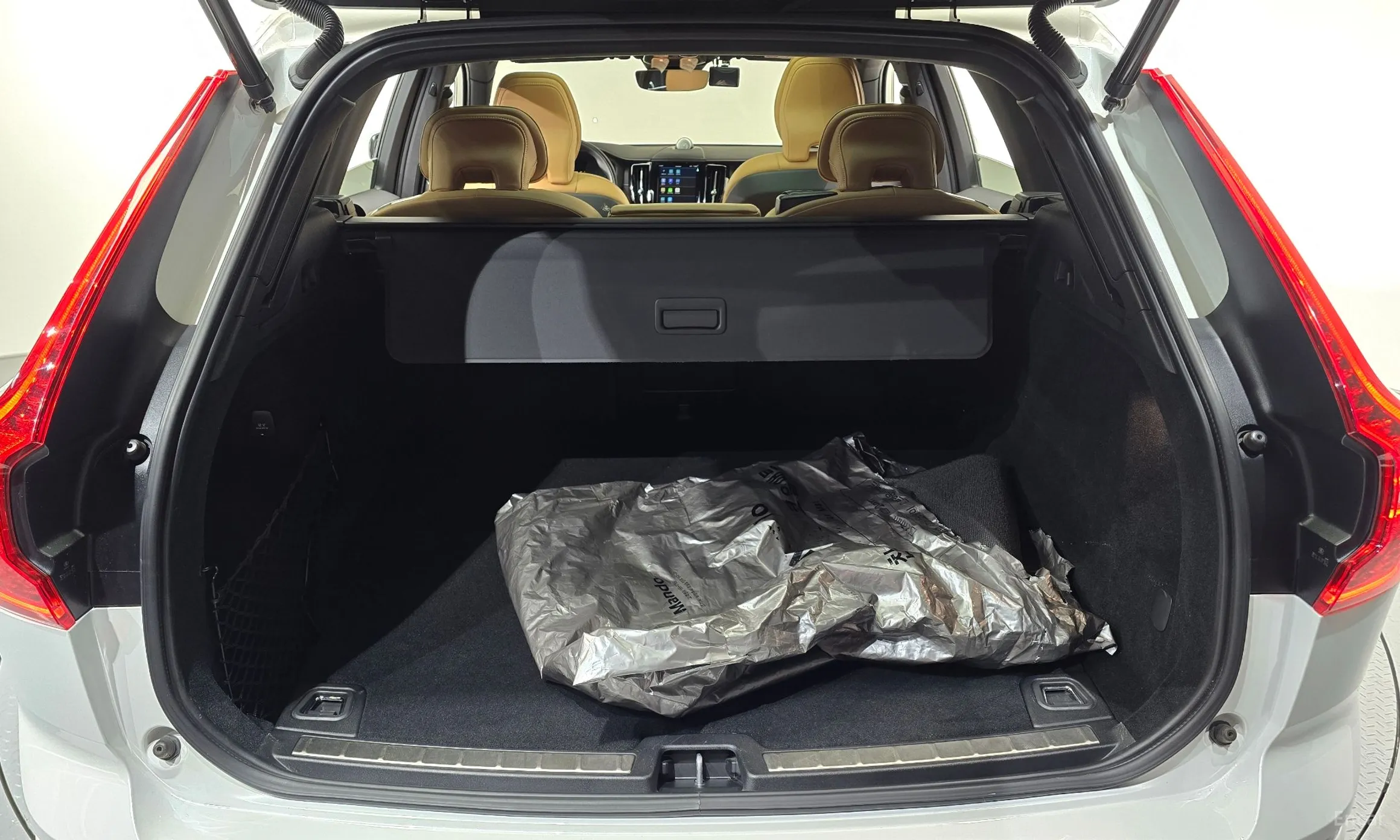 Volvo XC60 Gen 2 превью 20