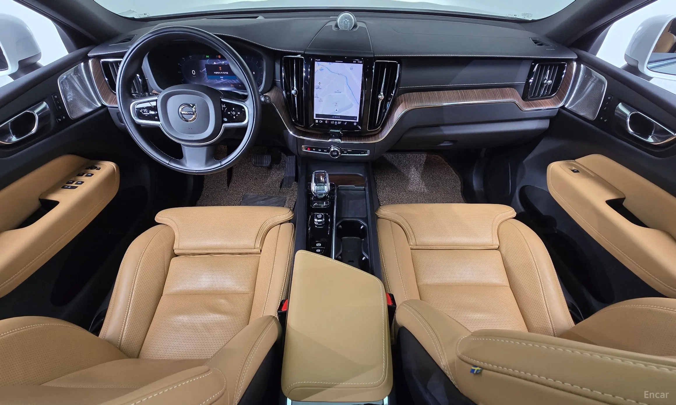 Volvo XC60 Gen 2 превью 7