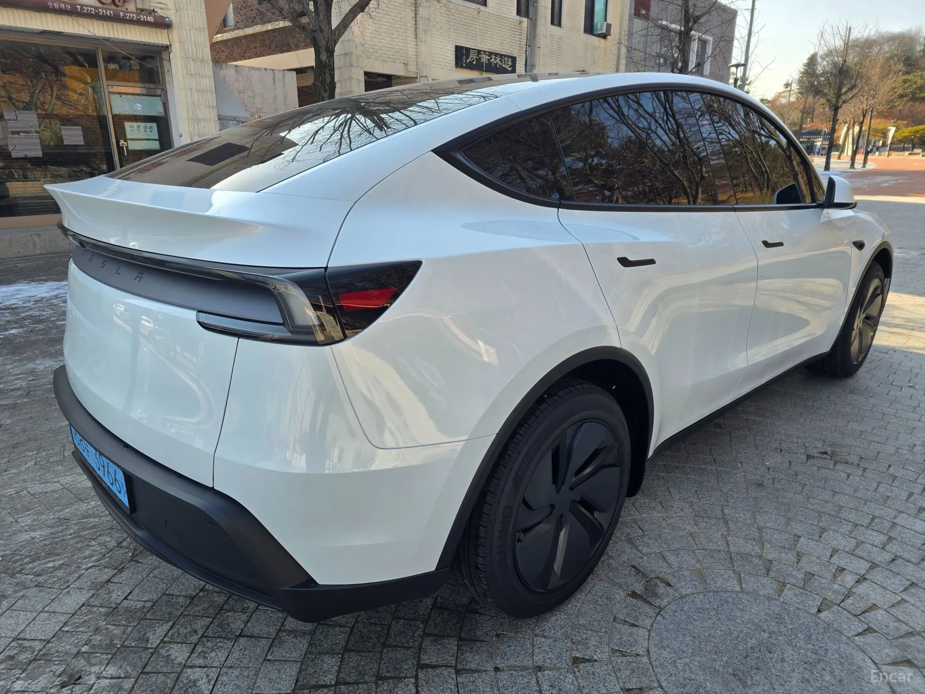 Tesla Model Y превью 3