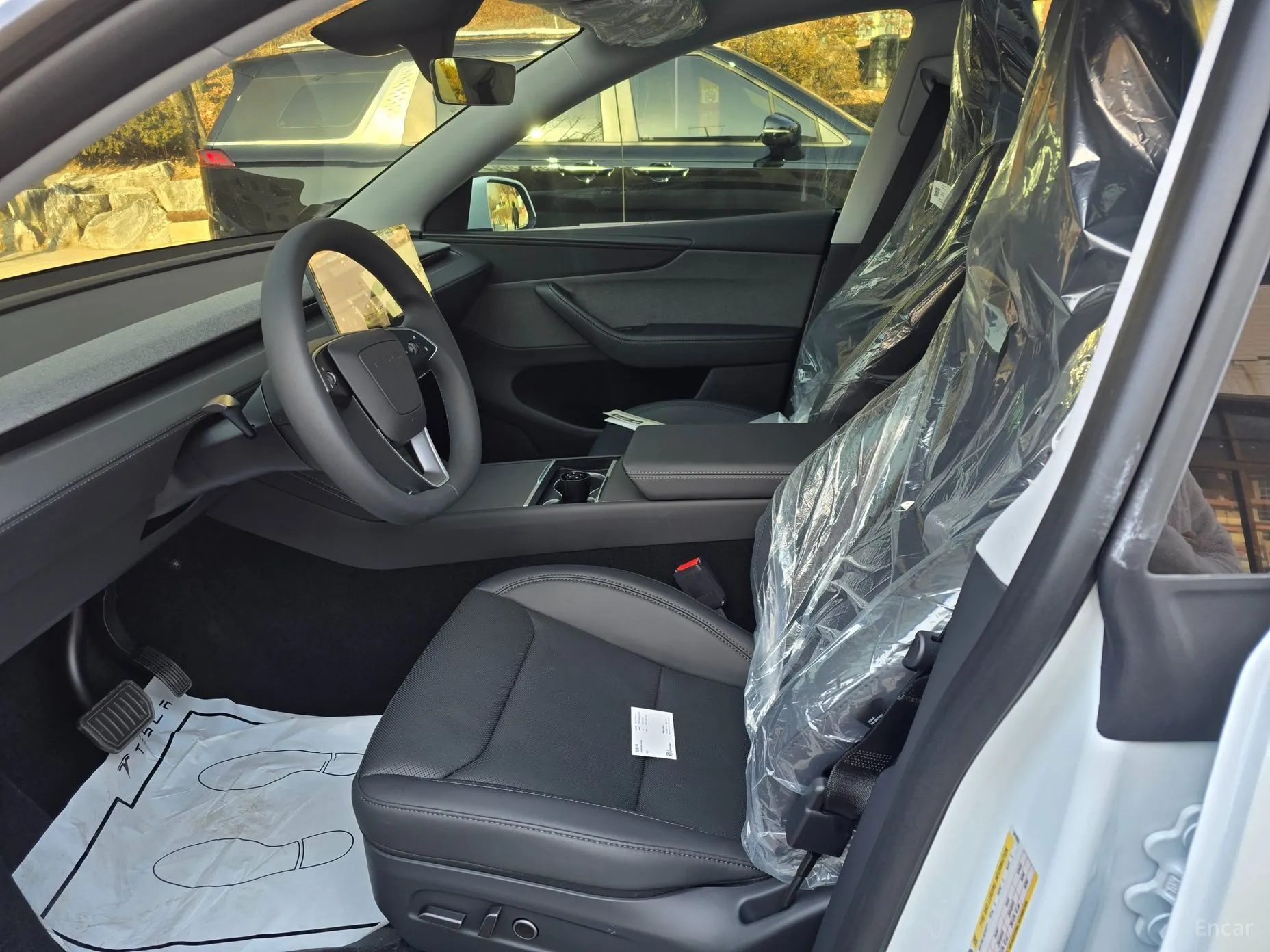 Tesla Model Y превью 6