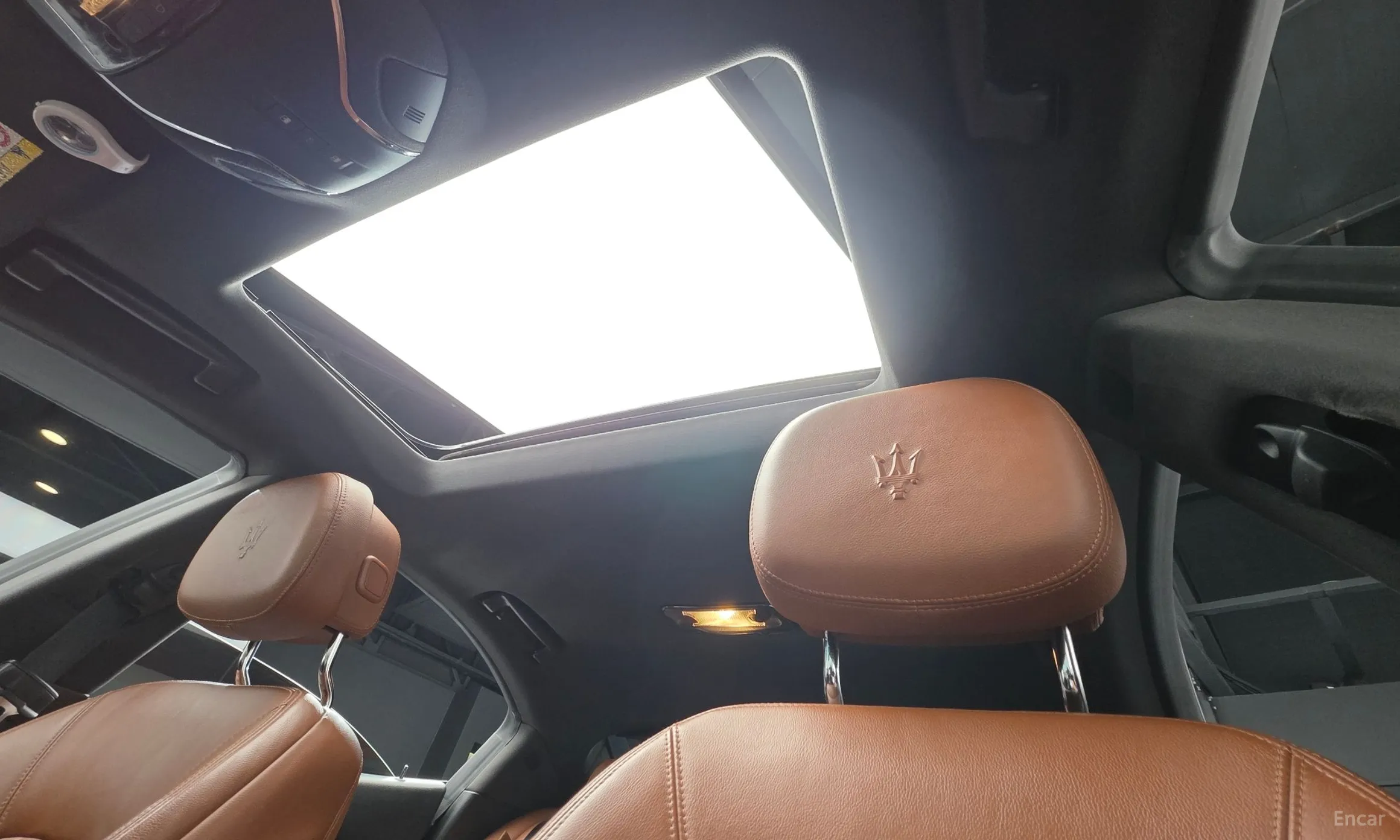 Maserati Ghibli превью 11