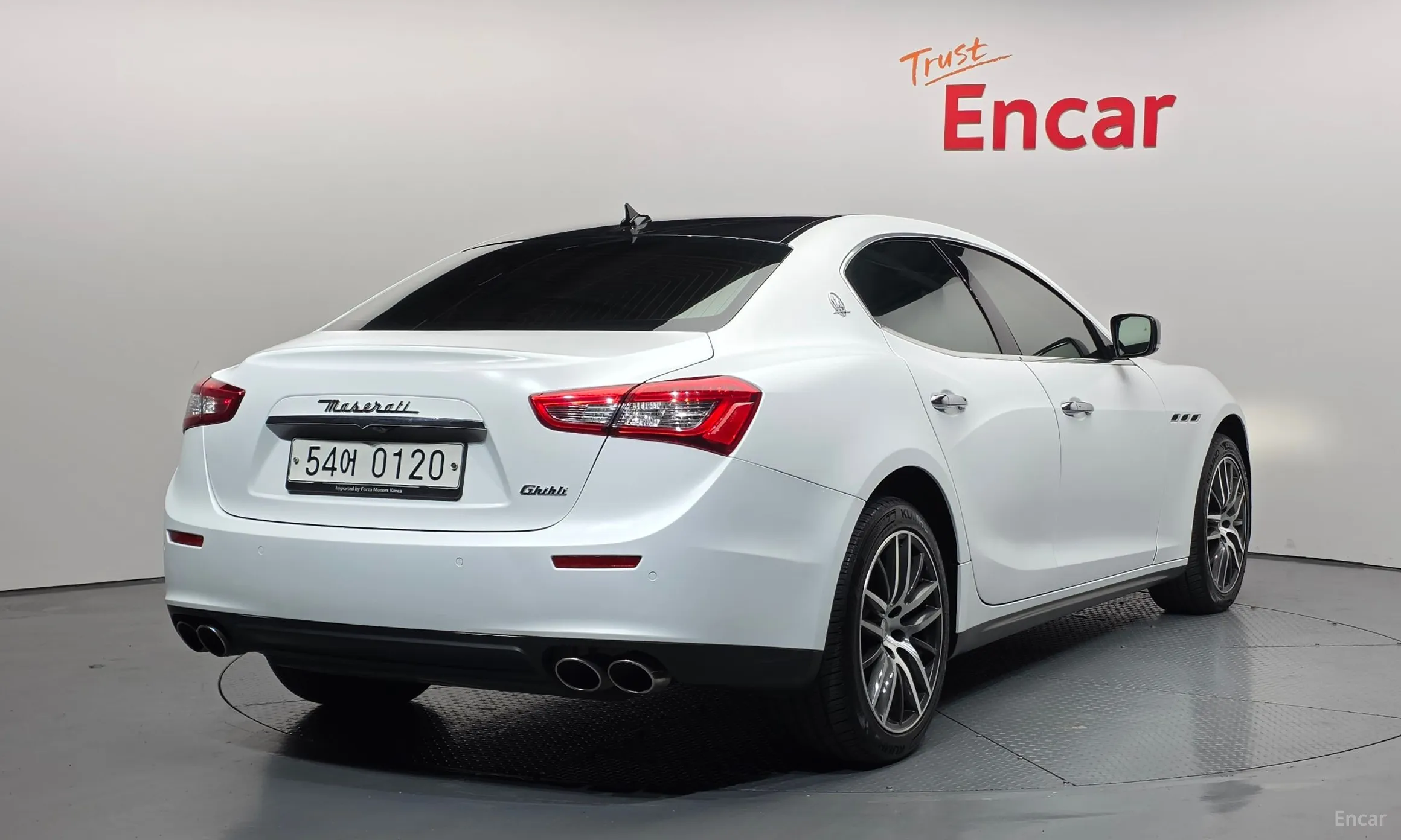 Maserati Ghibli превью 2