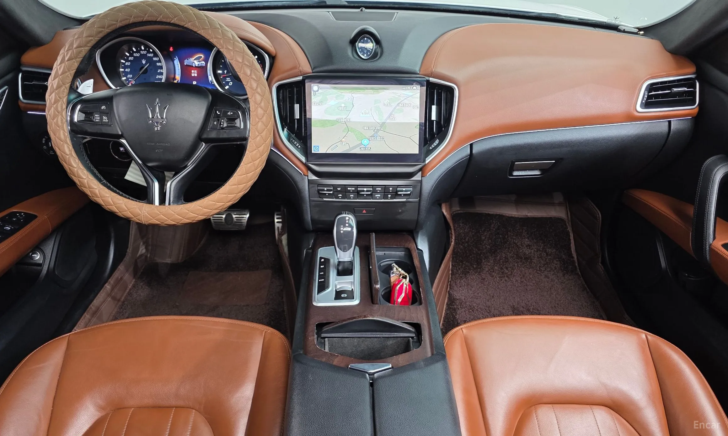 Maserati Ghibli превью 7