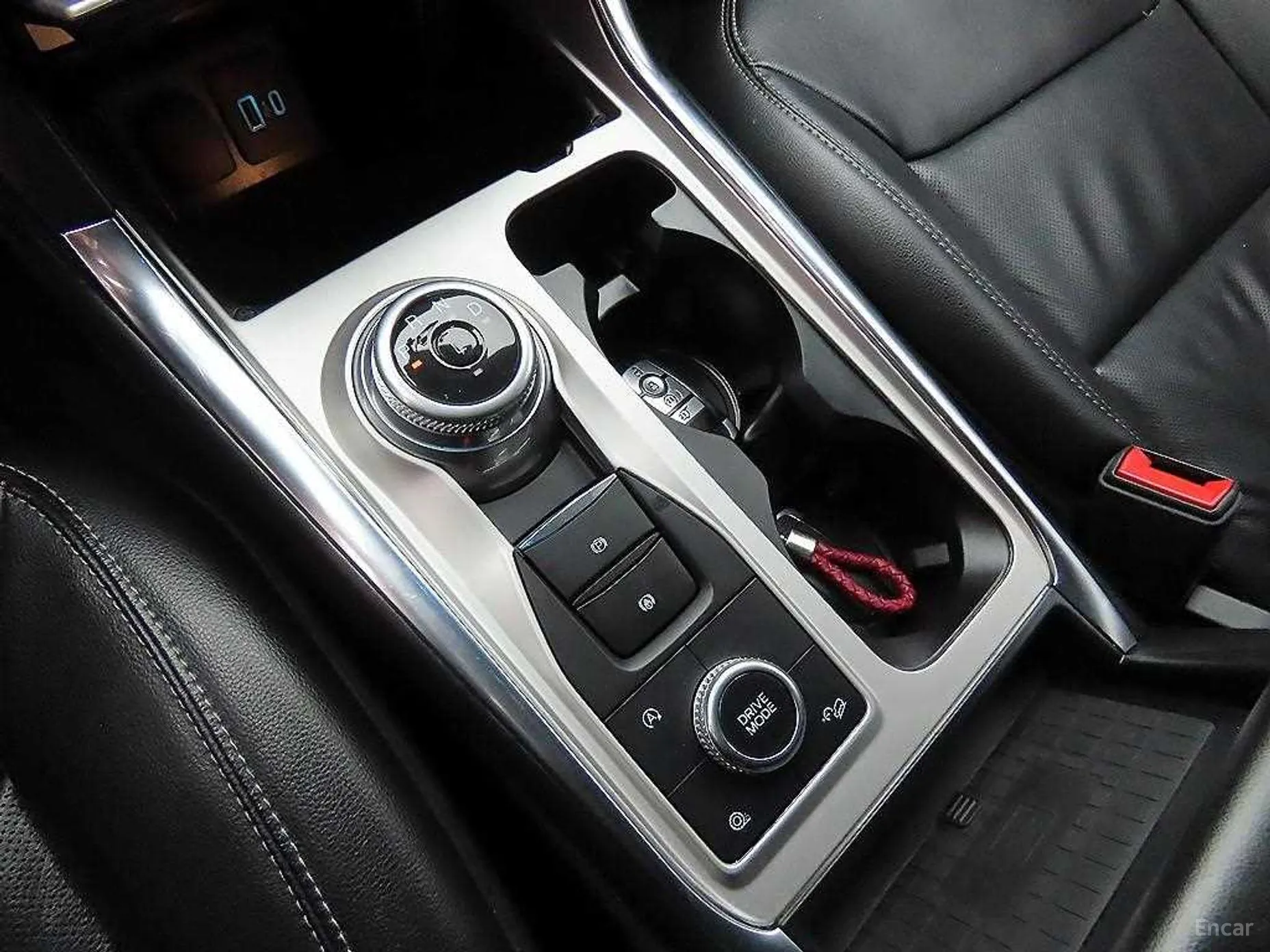 Ford Explorer 6th Generation превью 10
