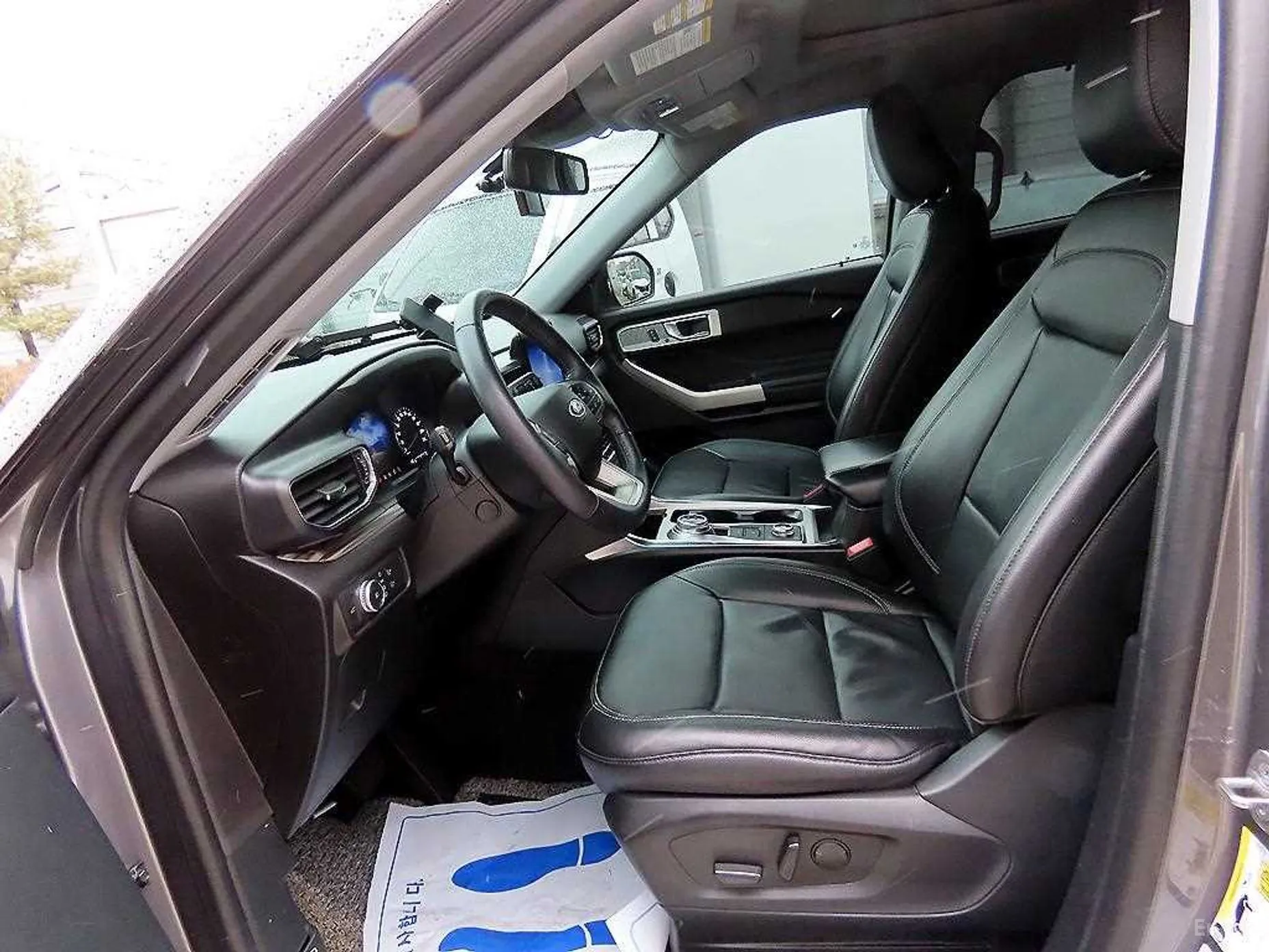 Ford Explorer 6th Generation превью 5