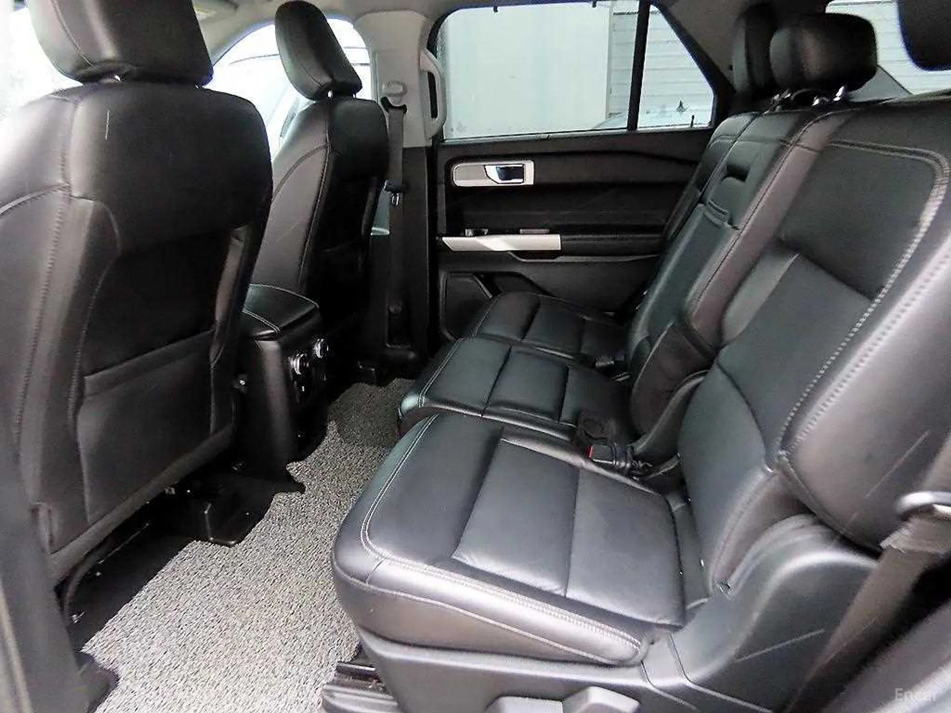 Ford Explorer 6th Generation превью 6