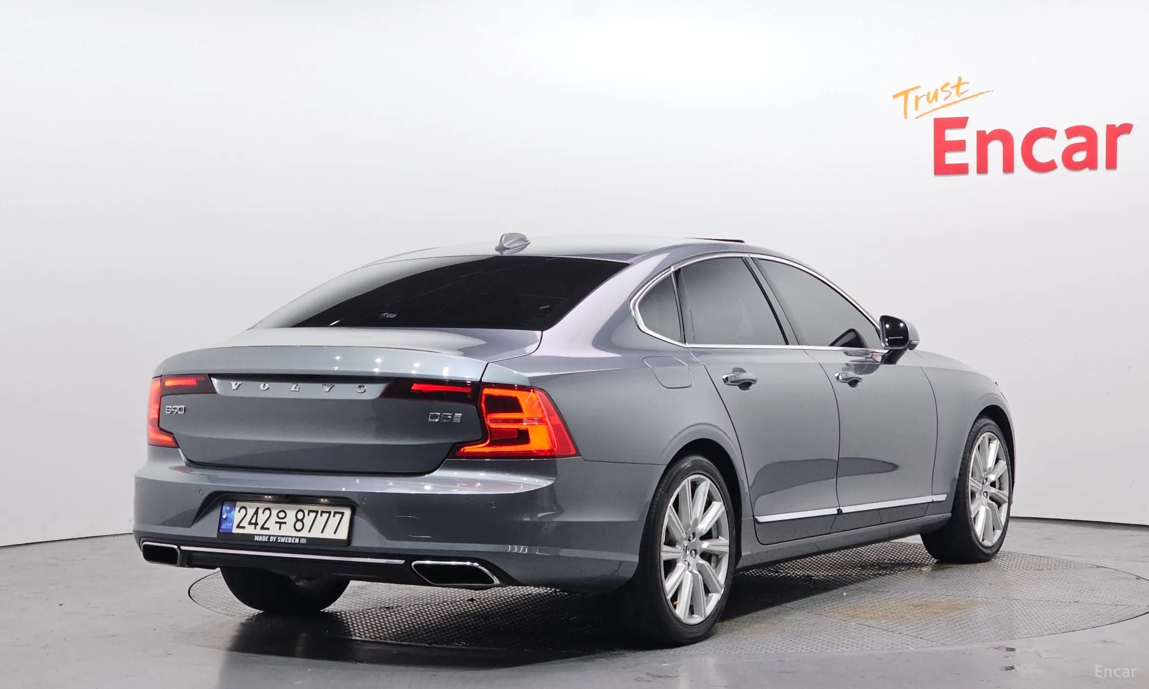 Volvo S90 превью 2