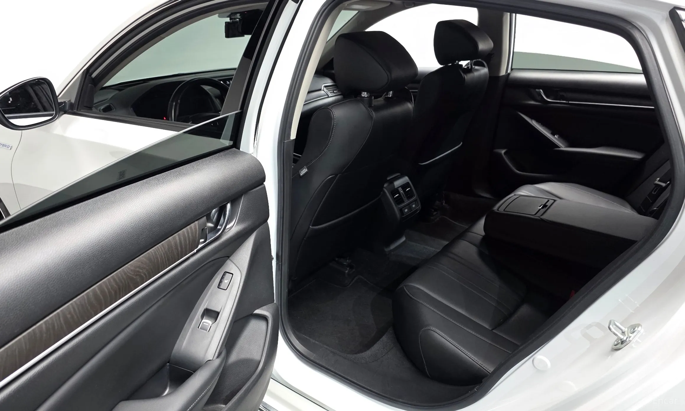 Honda Accord 10th Generation превью 12