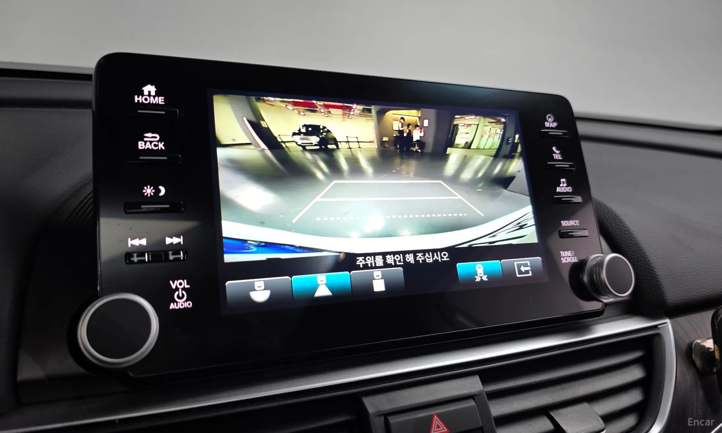 Honda Accord 10th Generation превью 15