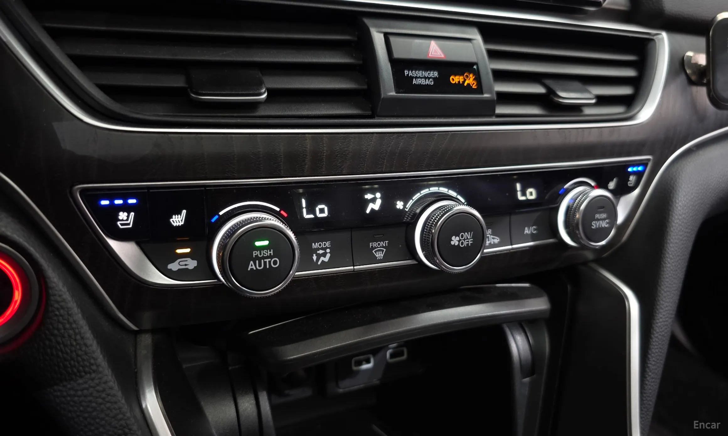Honda Accord 10th Generation превью 16