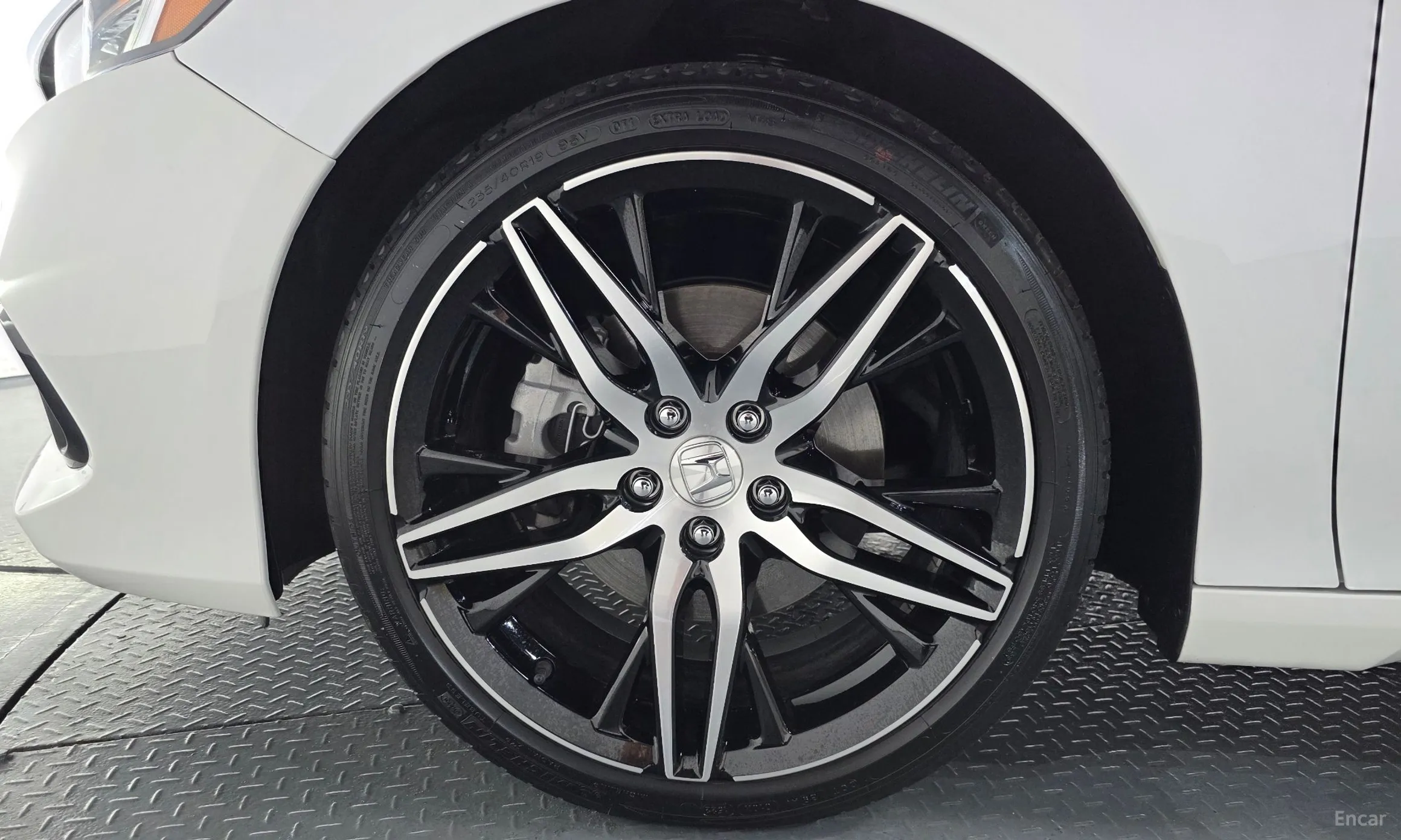 Honda Accord 10th Generation превью 5
