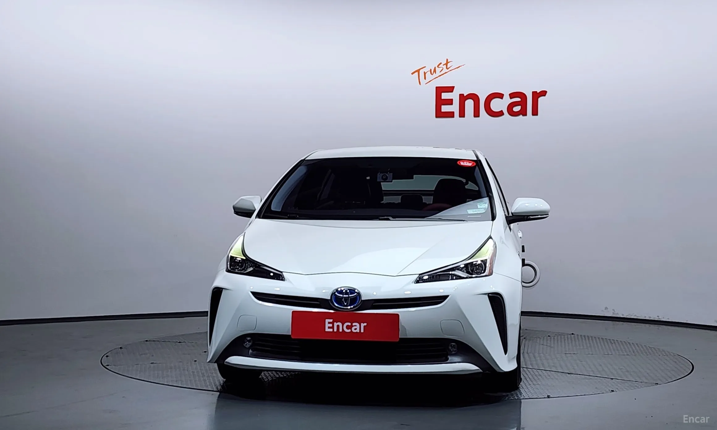 Toyota Prius 4th Generation превью 3