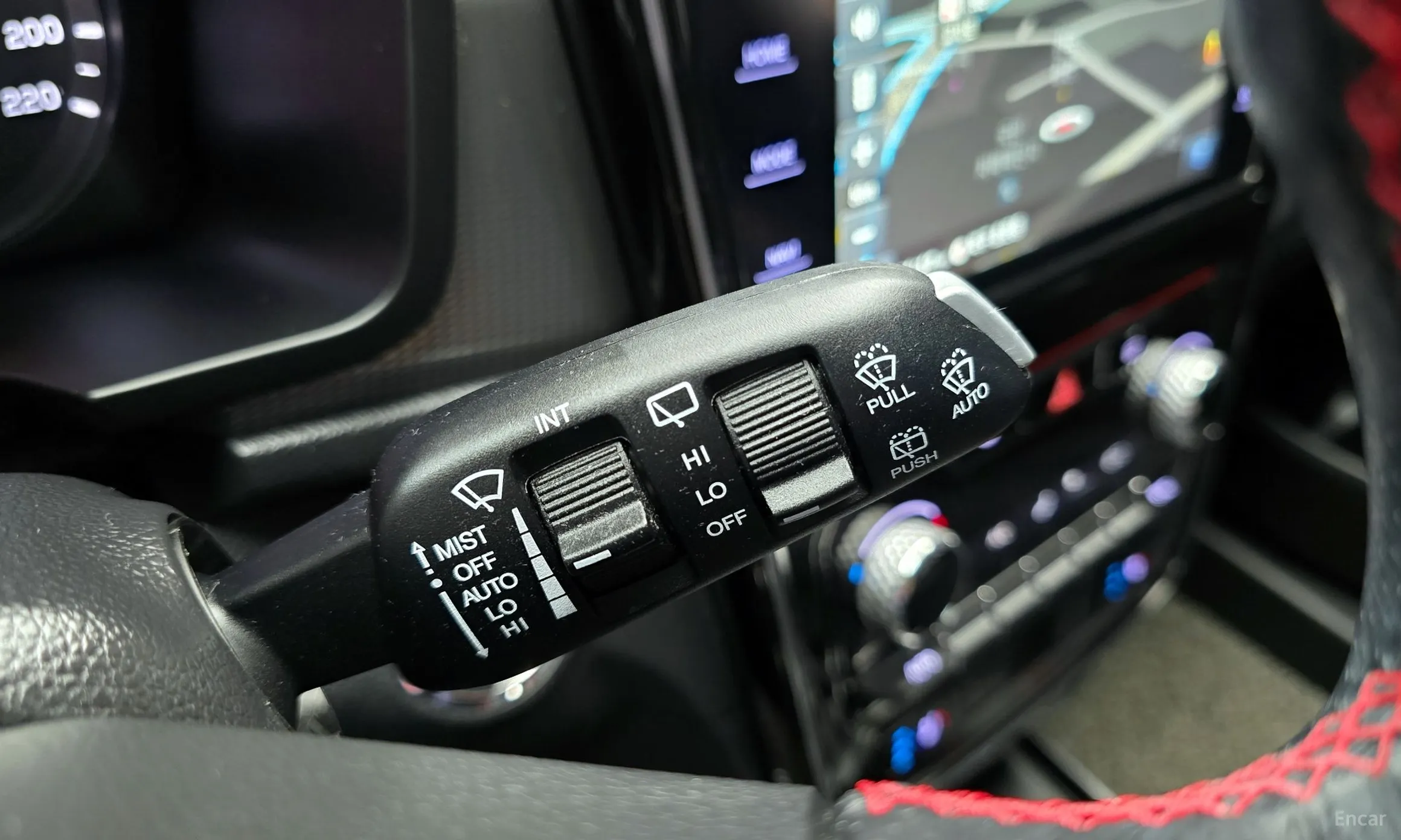 KG Mobility (SsangYong) Berry New Tivoli превью 17