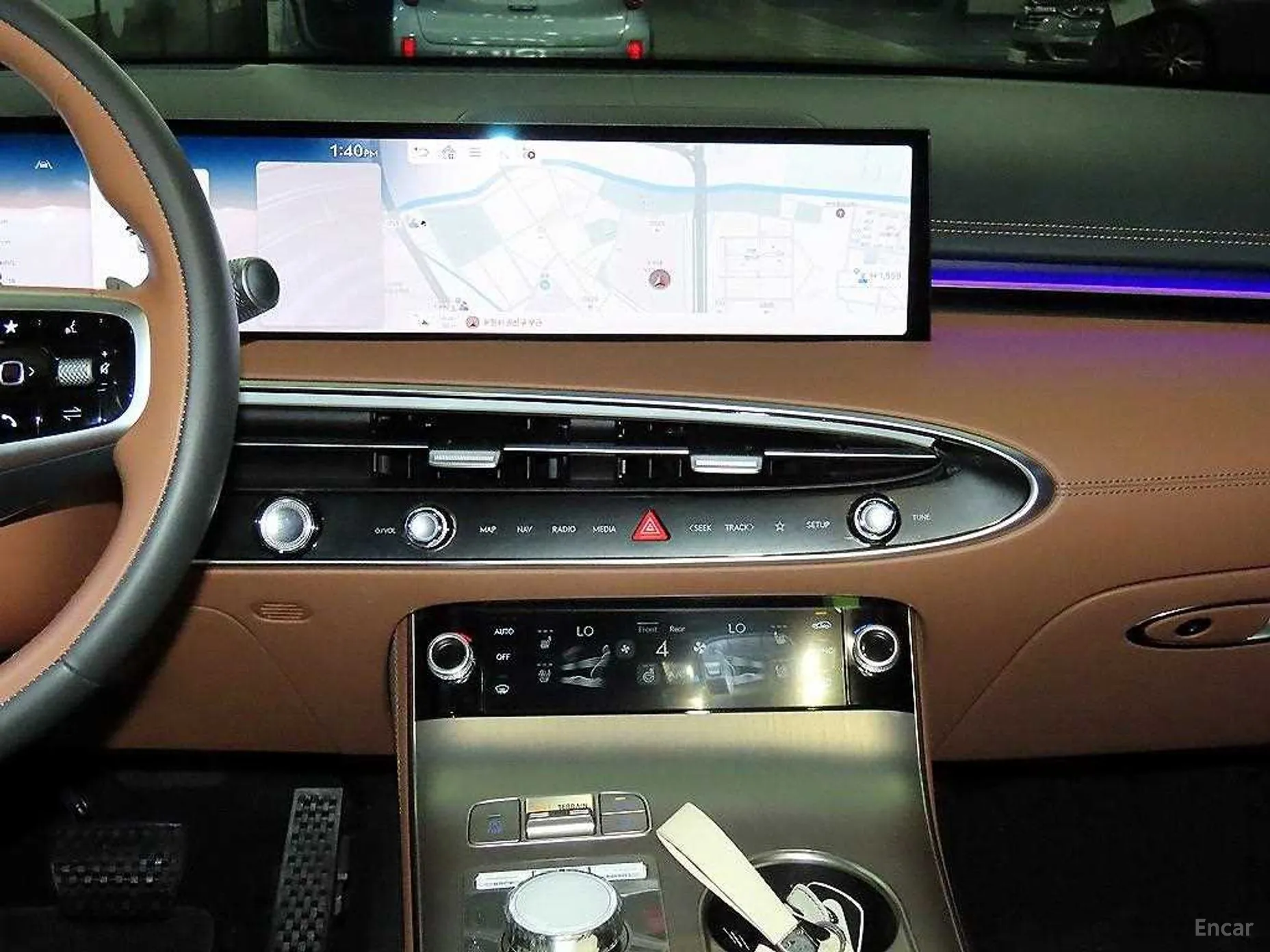 Genesis GV70 превью 11