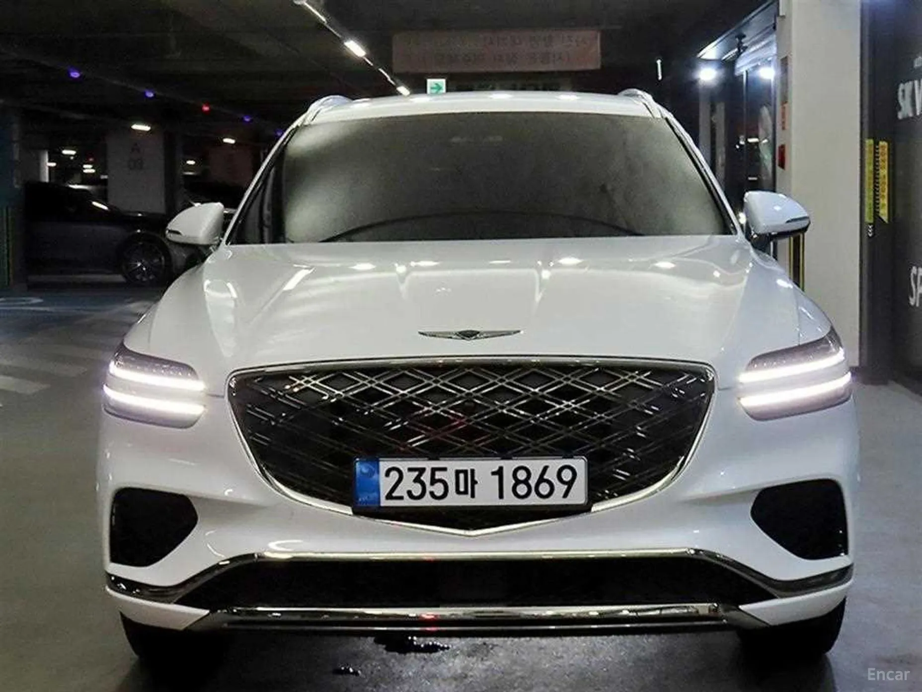 Genesis GV70 превью 2