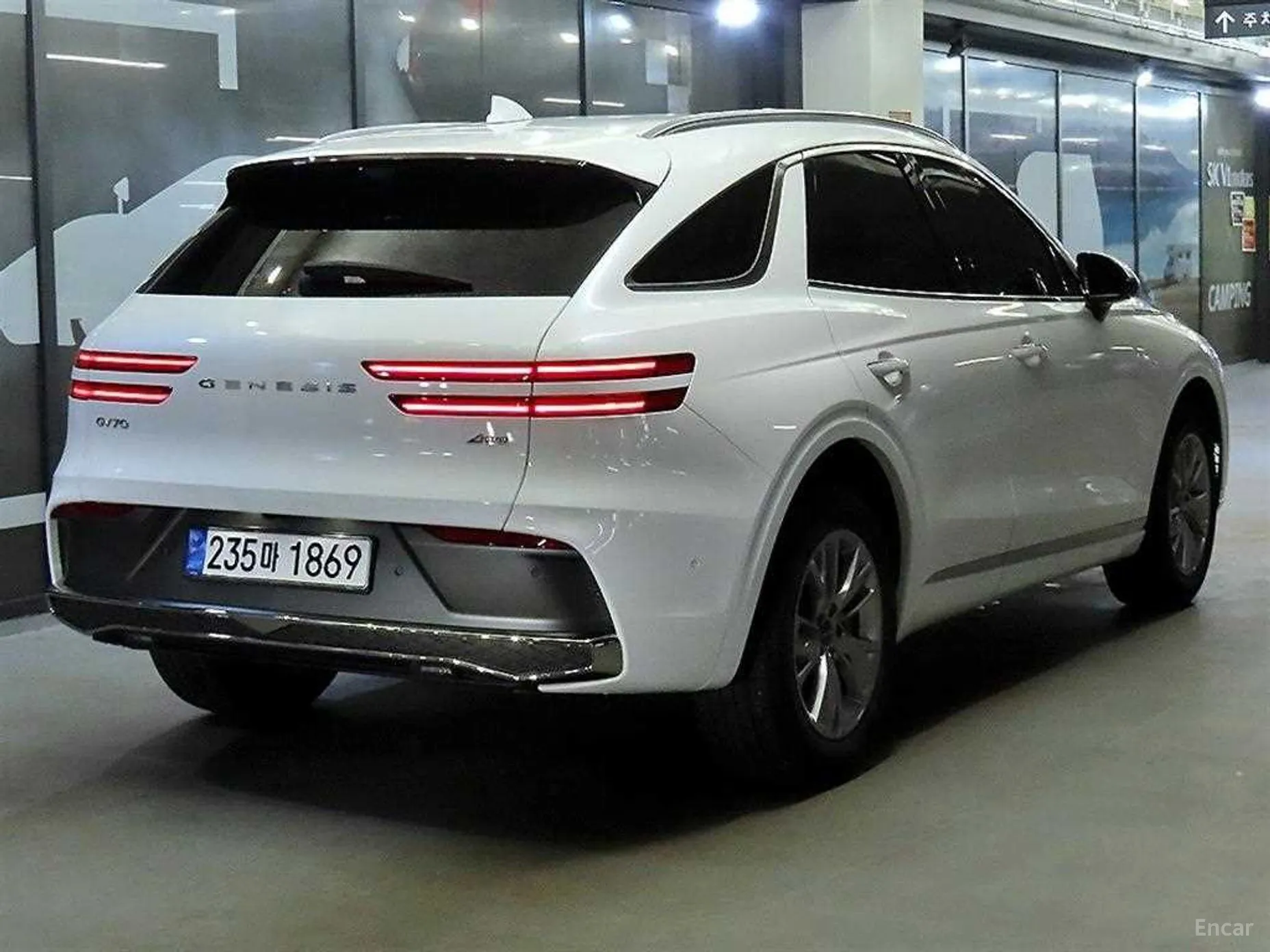 Genesis GV70 превью 4