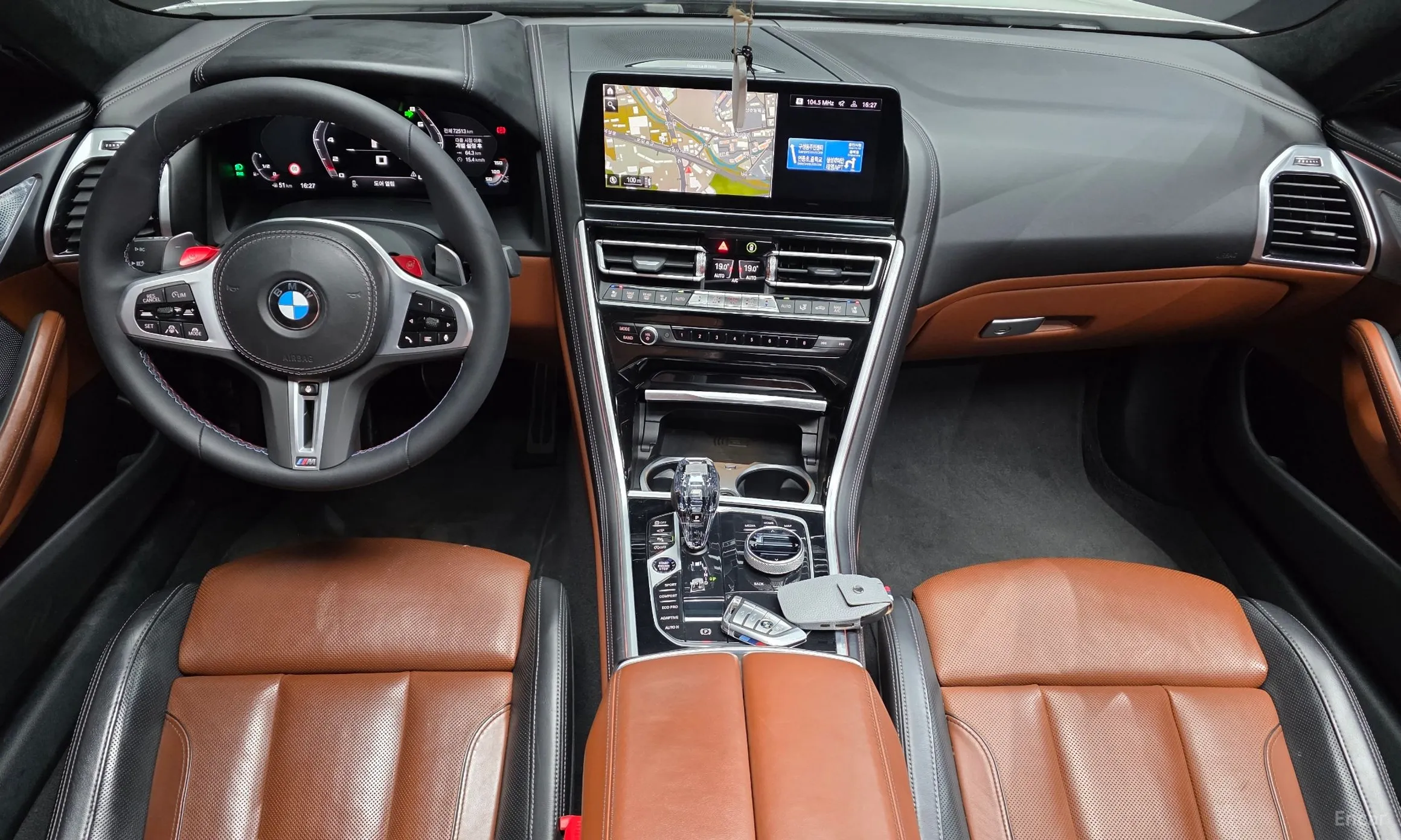 BMW 8-series (G15) превью 7