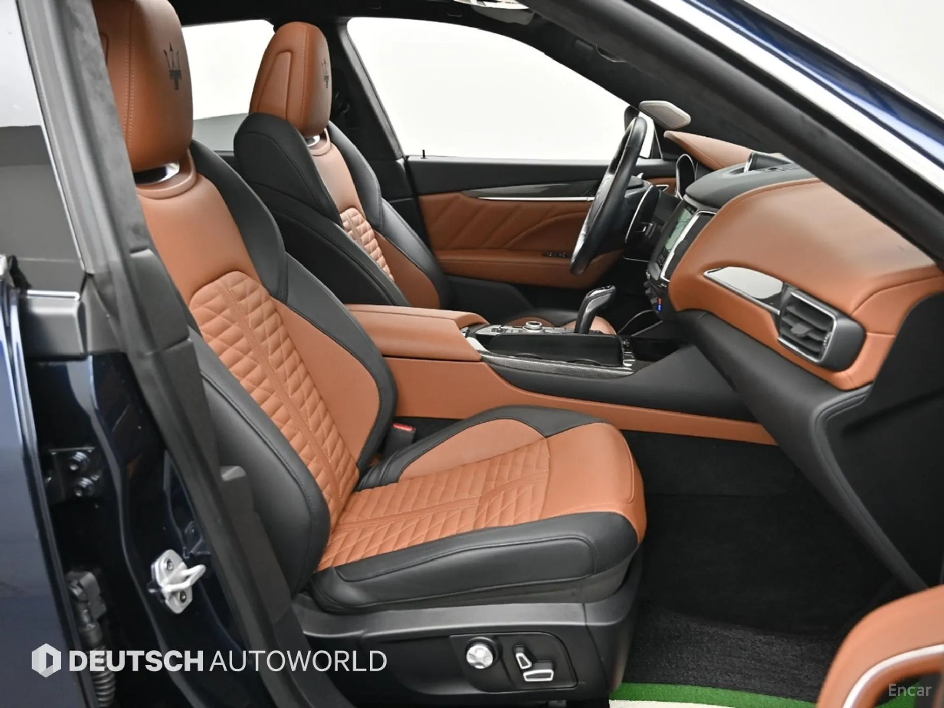 Maserati Levante превью 10