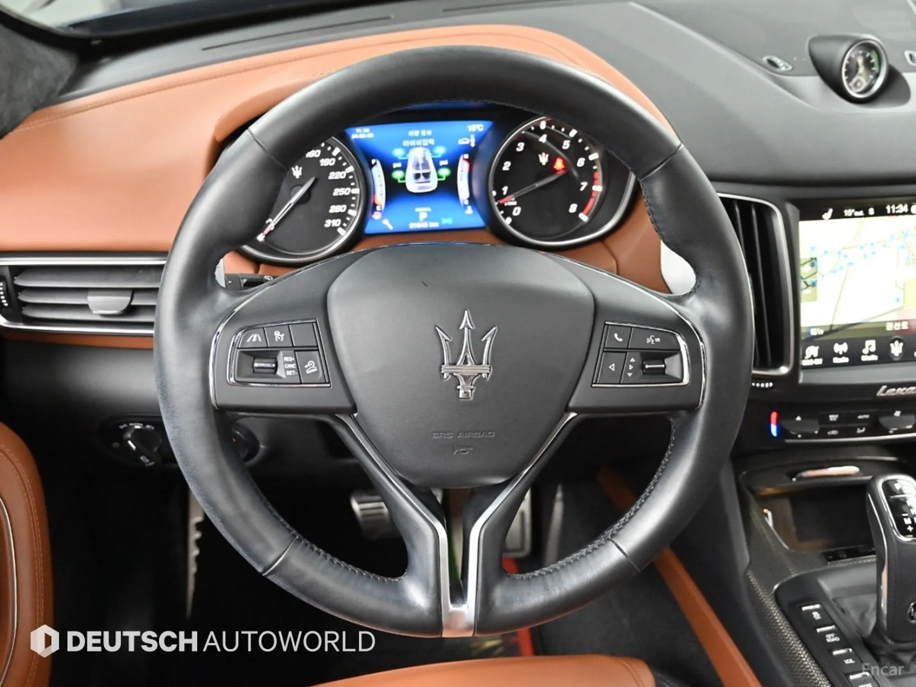 Maserati Levante превью 13